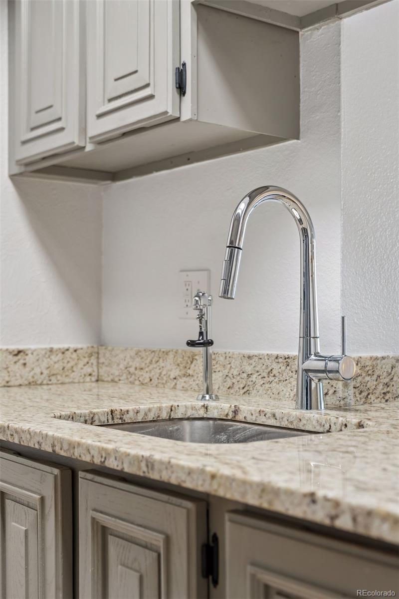 MLS Image #14 for 777 n washington street,denver, Colorado