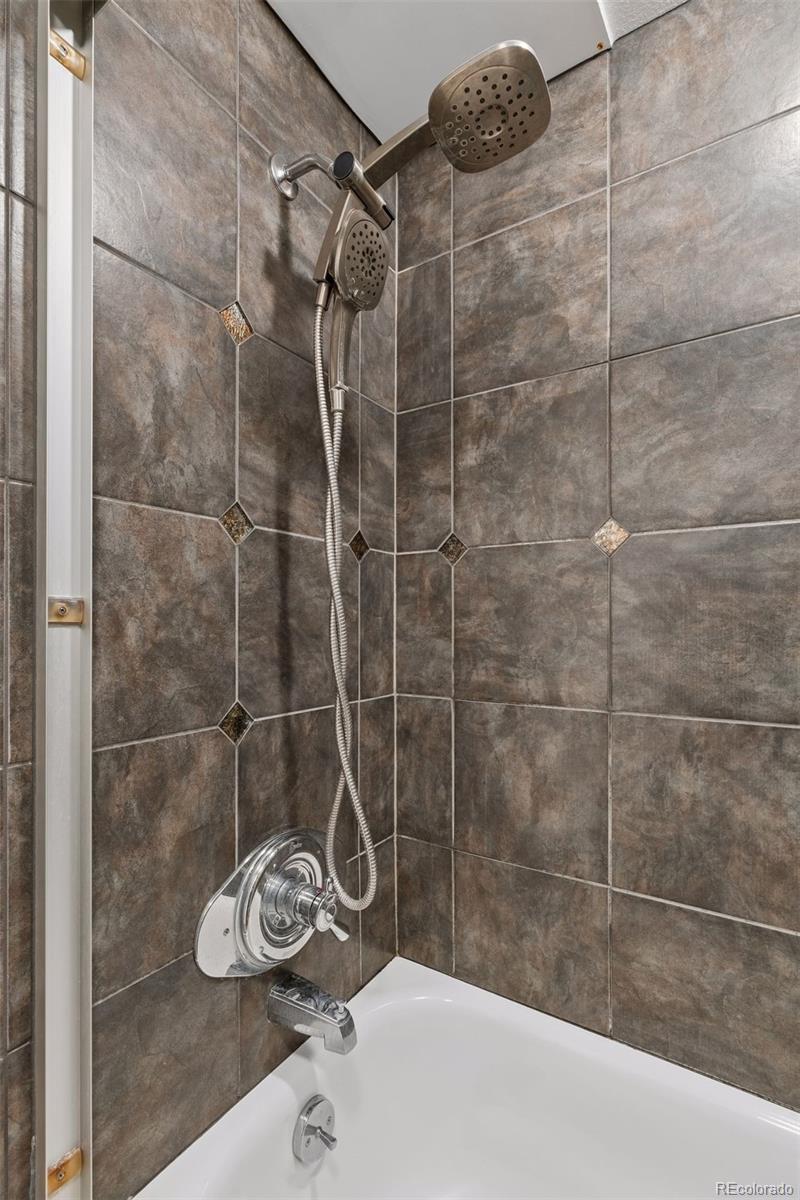 MLS Image #16 for 777 n washington street,denver, Colorado