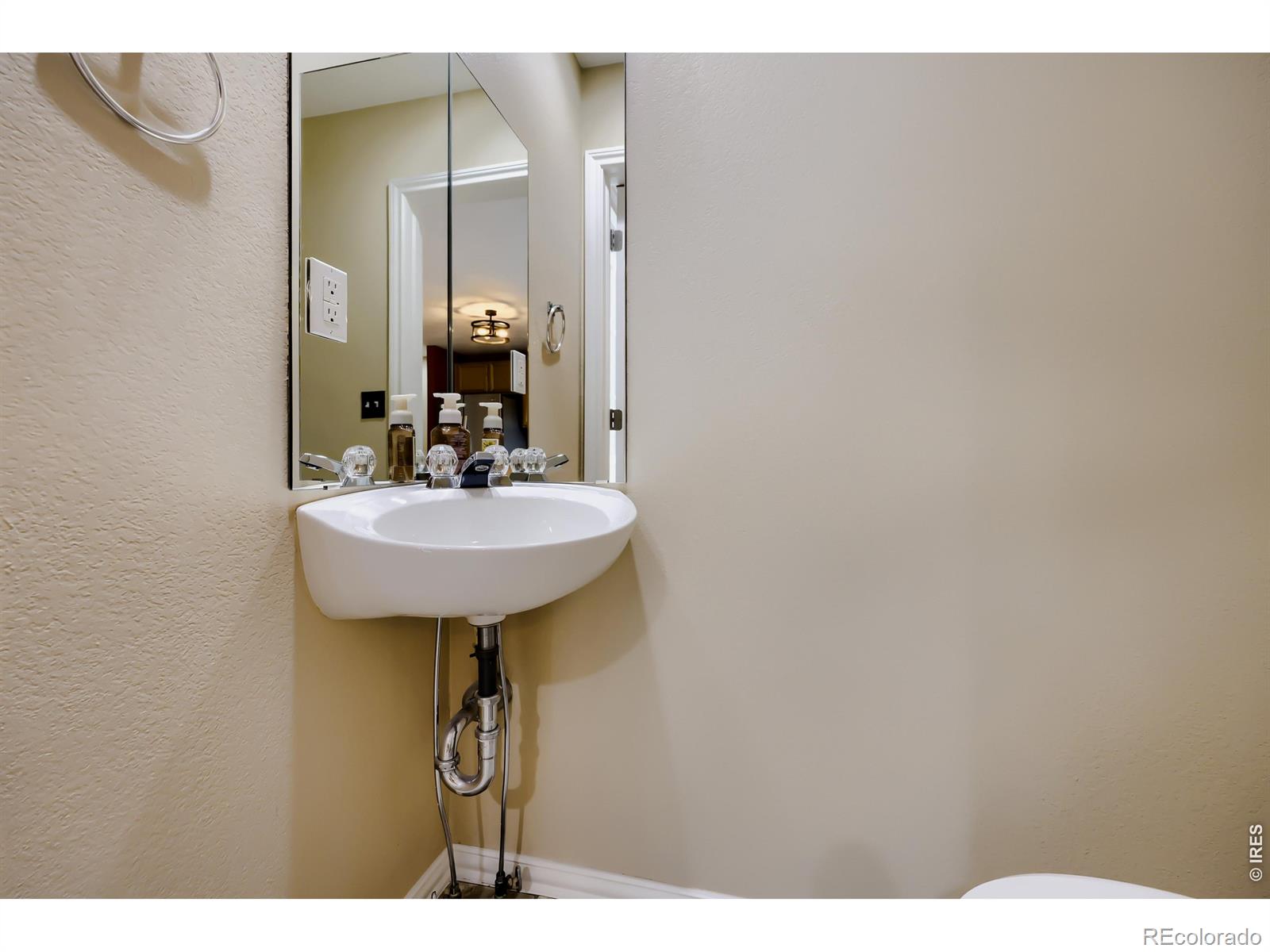 MLS Image #11 for 9493  longs peak drive ,commerce city, Colorado