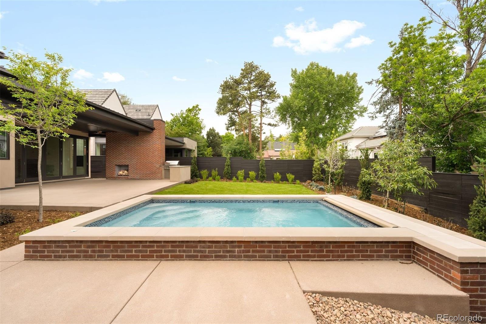 MLS Image #2 for 2665 e cedar avenue,denver, Colorado