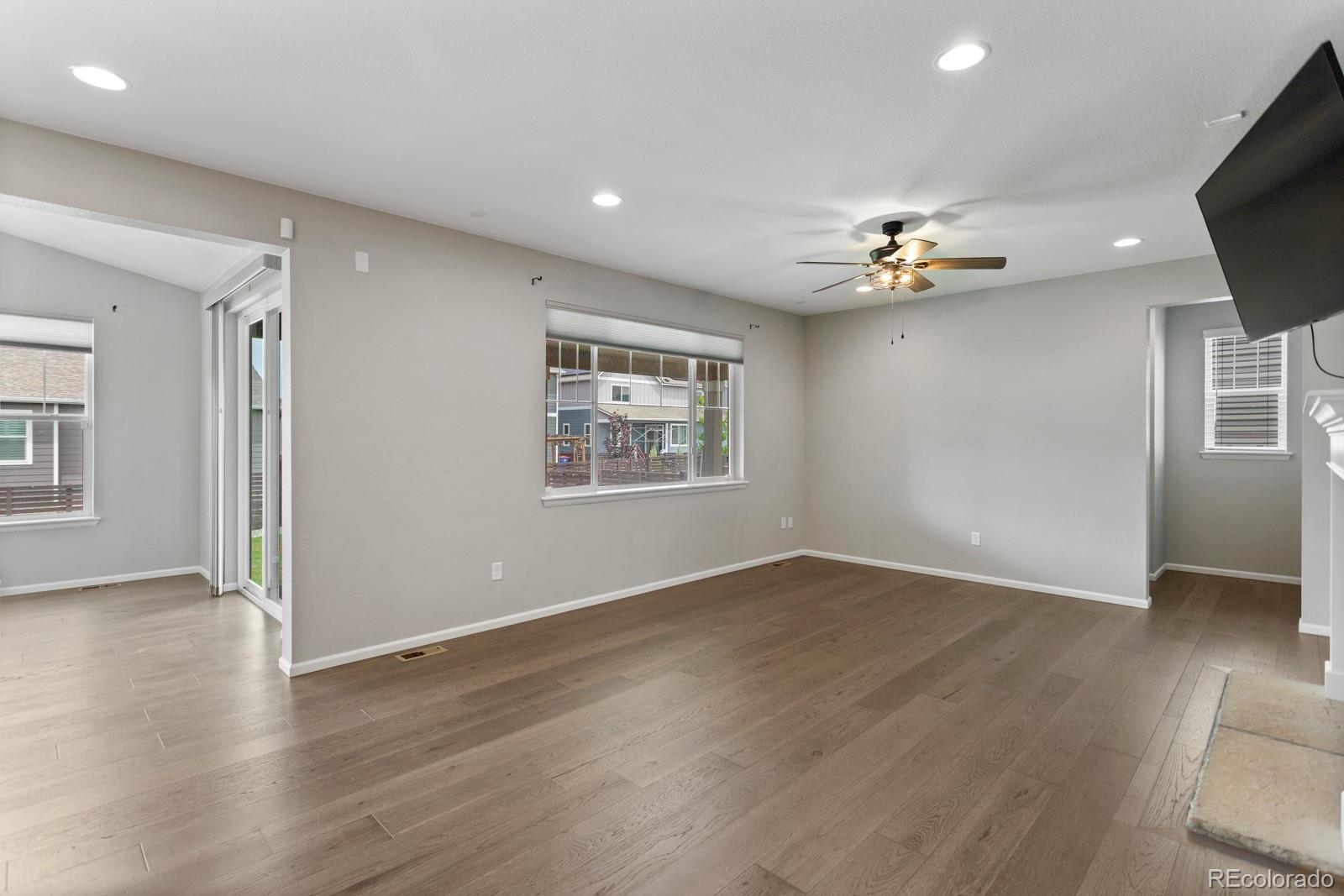 MLS Image #4 for 27209 e cedar avenue,aurora, Colorado