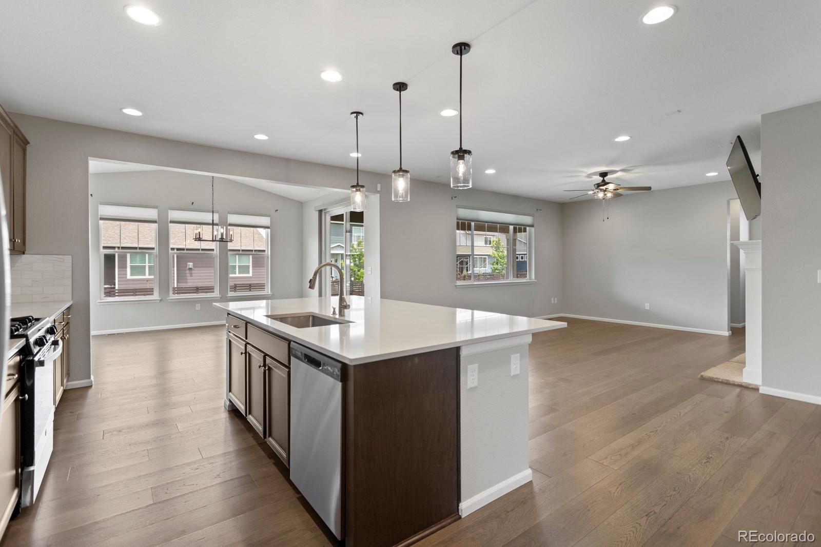 MLS Image #9 for 27209 e cedar avenue,aurora, Colorado
