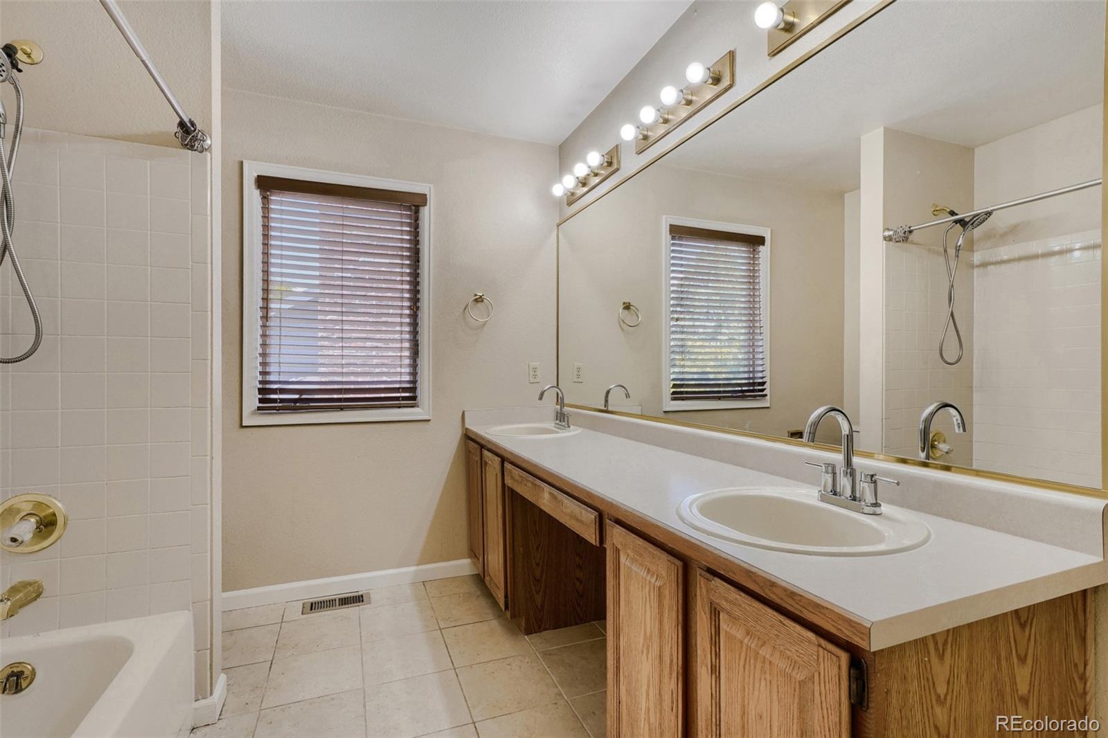 MLS Image #25 for 16270 e belleview place,centennial, Colorado
