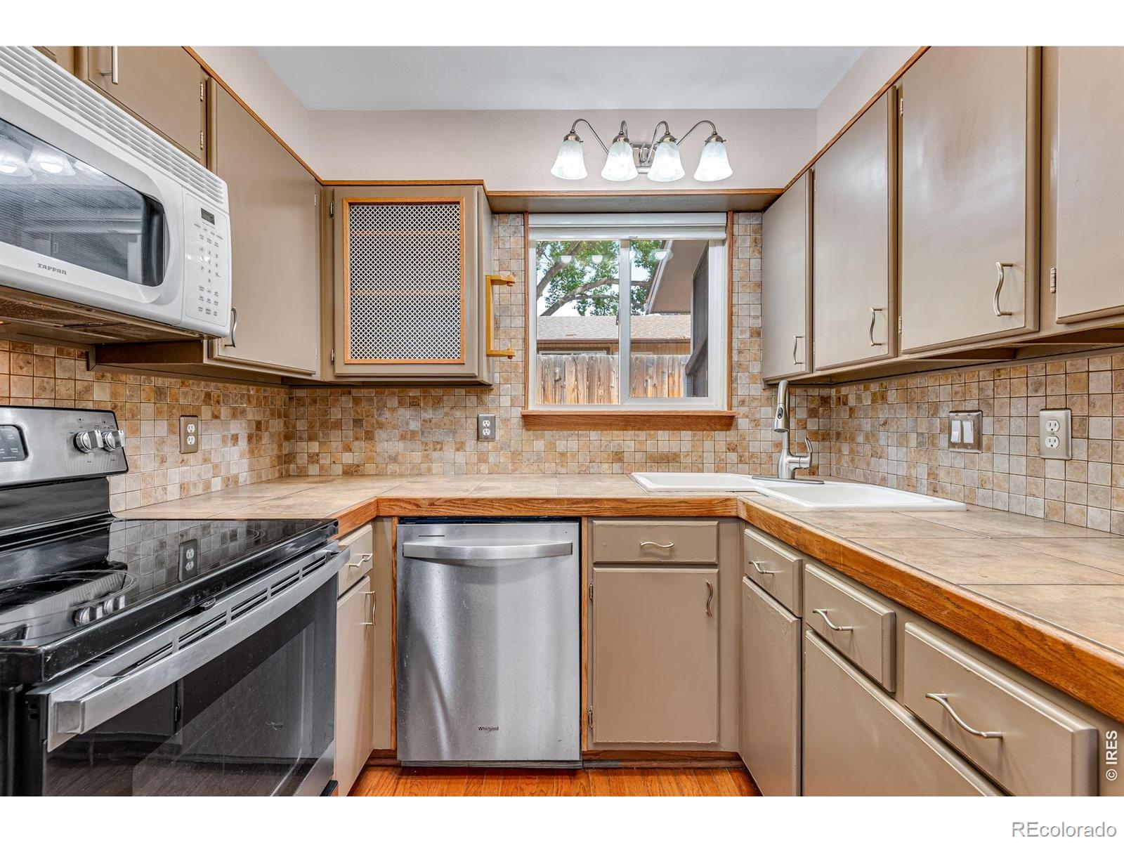 MLS Image #14 for 2501  lanyon drive,longmont, Colorado