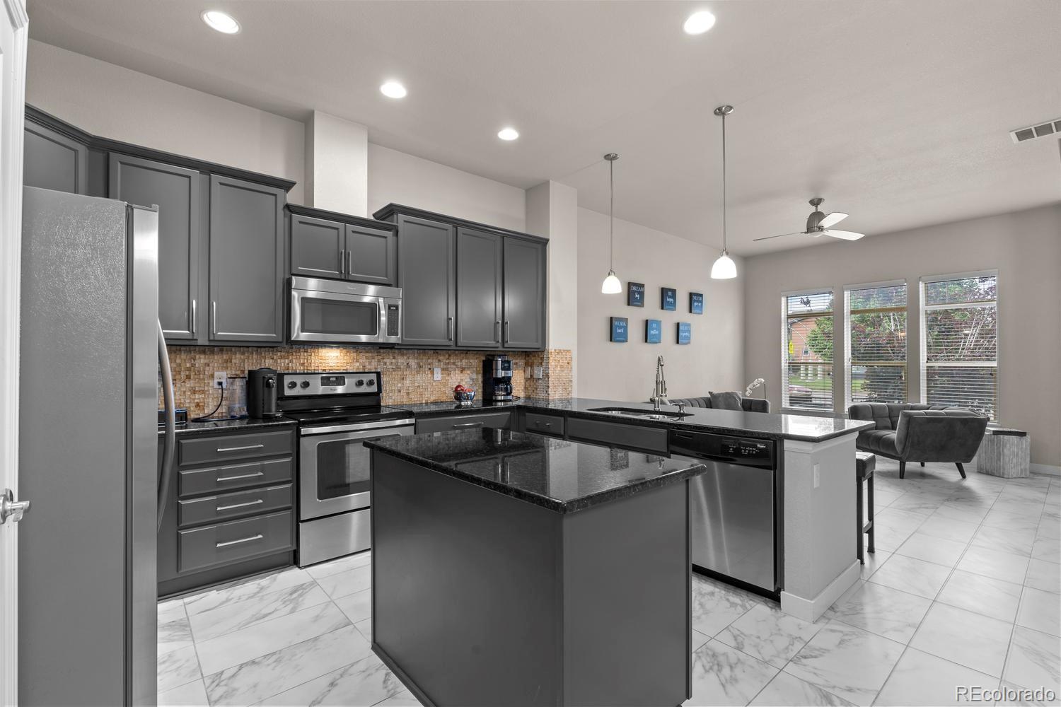 MLS Image #17 for 2344  central park boulevard,denver, Colorado