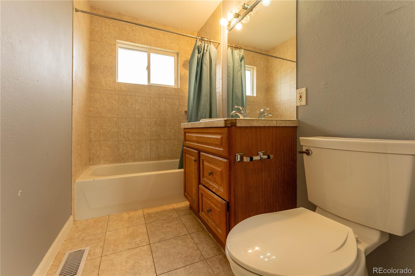 MLS Image #5 for 7485 w colorado drive,lakewood, Colorado