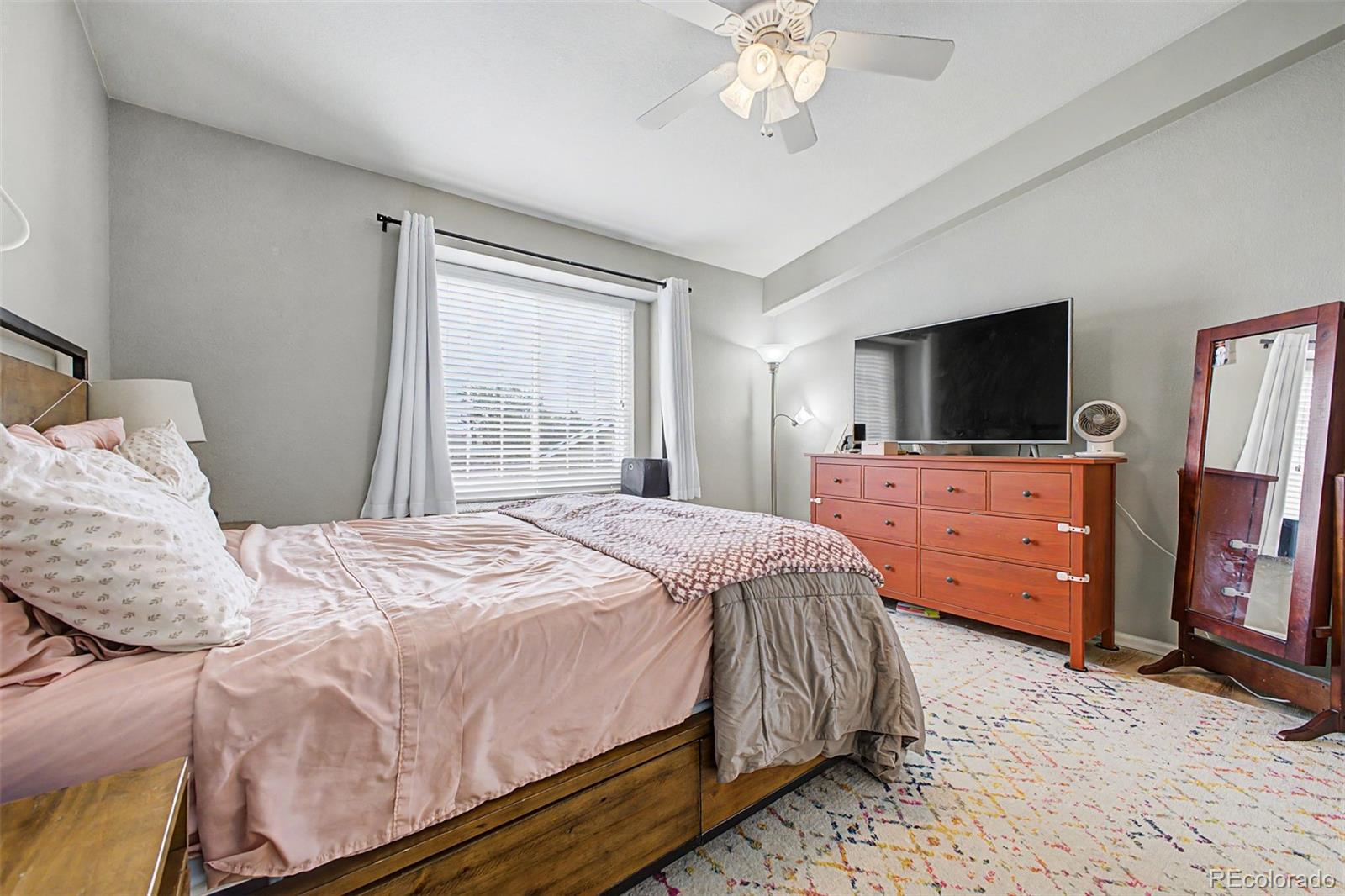 MLS Image #3 for 1885 s quebec way,denver, Colorado