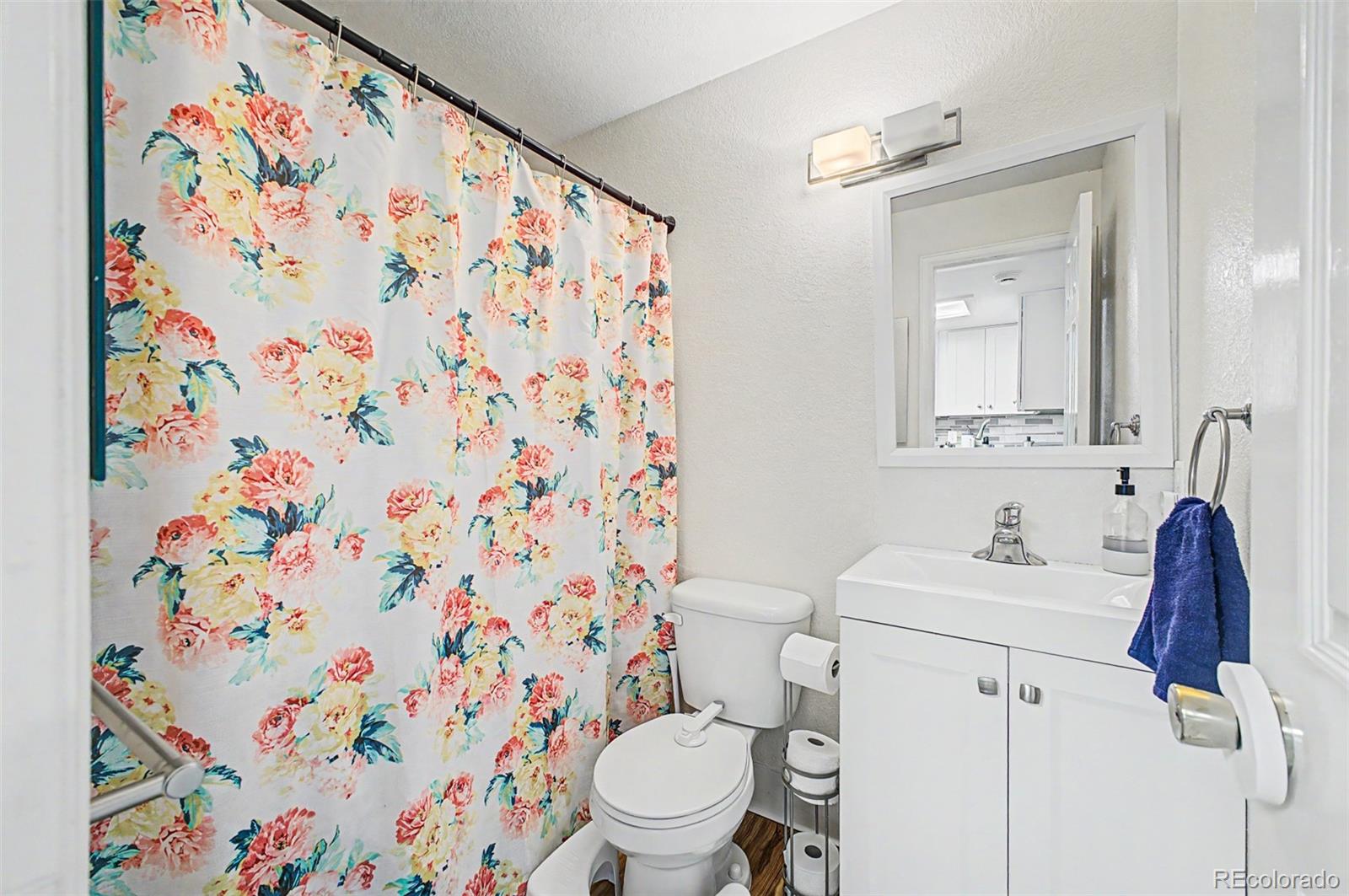 MLS Image #7 for 1885 s quebec way,denver, Colorado