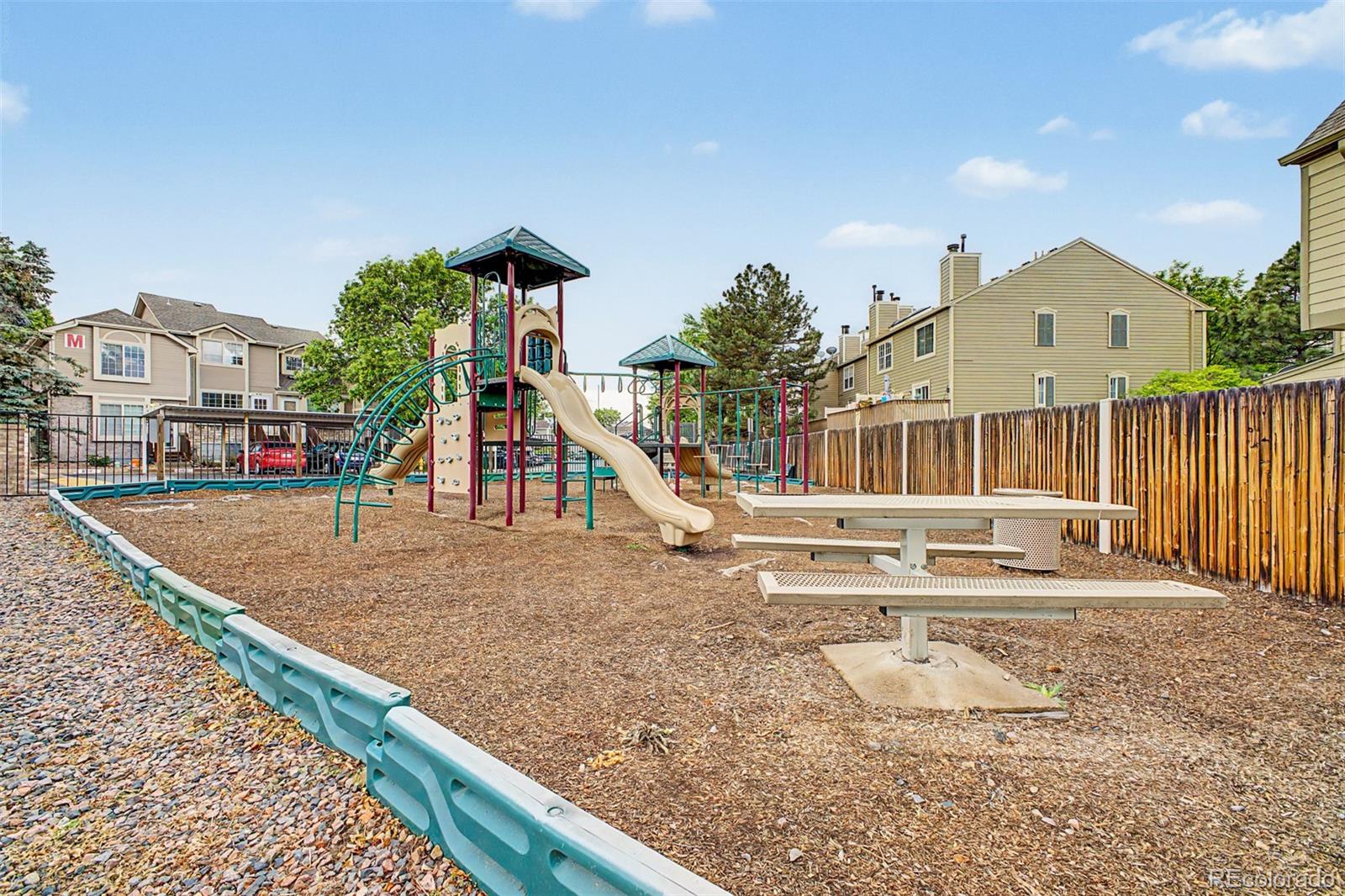 MLS Image #8 for 1885 s quebec way,denver, Colorado