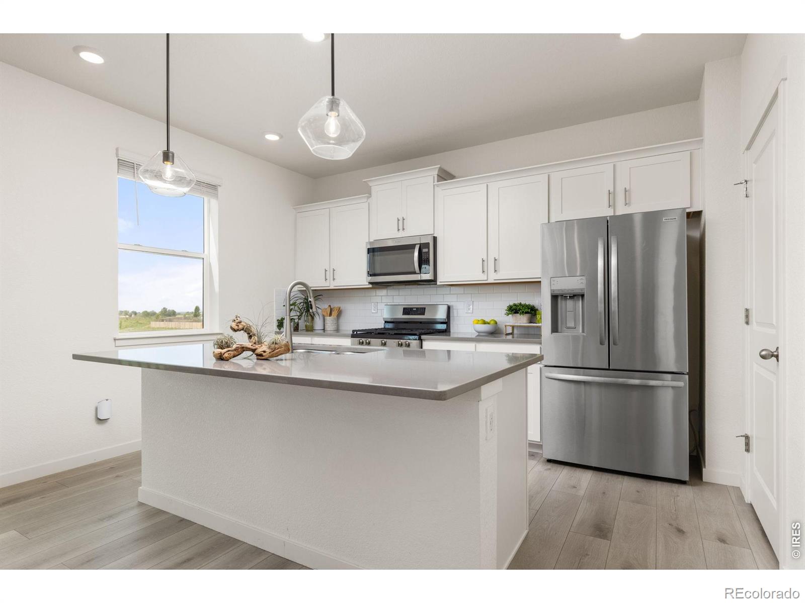 MLS Image #11 for 2410  pineywoods street,mead, Colorado