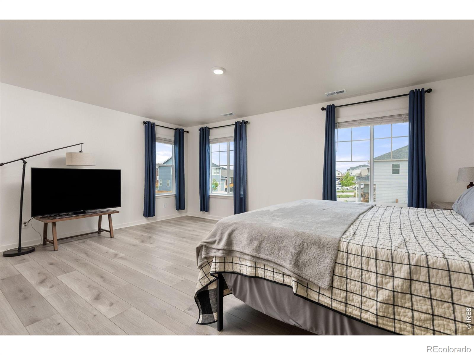 MLS Image #15 for 2410  pineywoods street,mead, Colorado