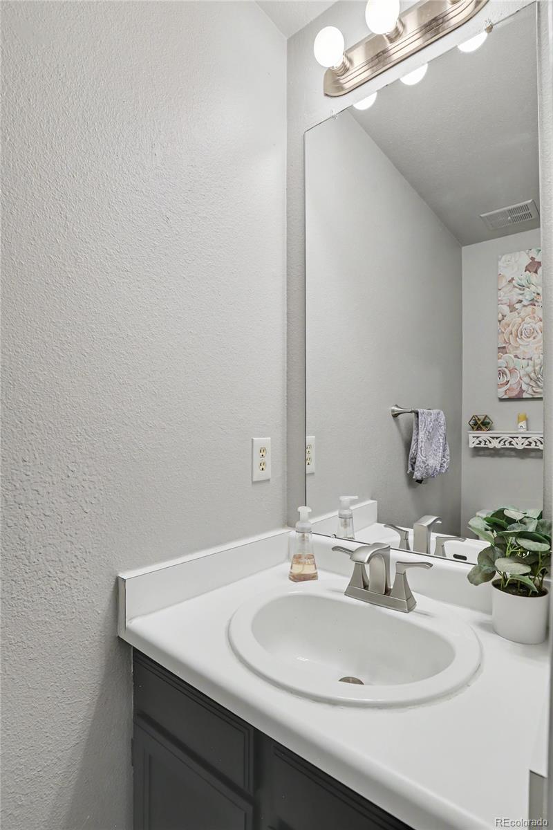 MLS Image #4 for 10102 w dartmouth avenue,lakewood, Colorado