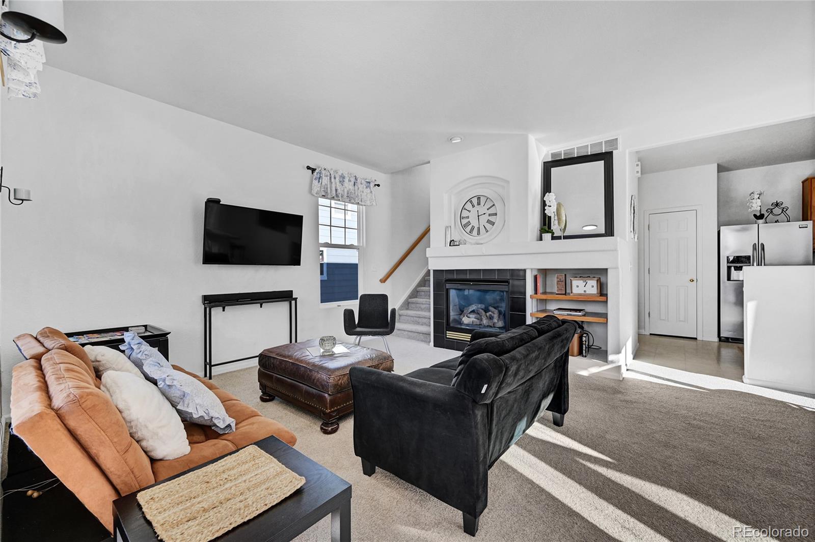 MLS Image #3 for 1172 s coolidge circle,aurora, Colorado