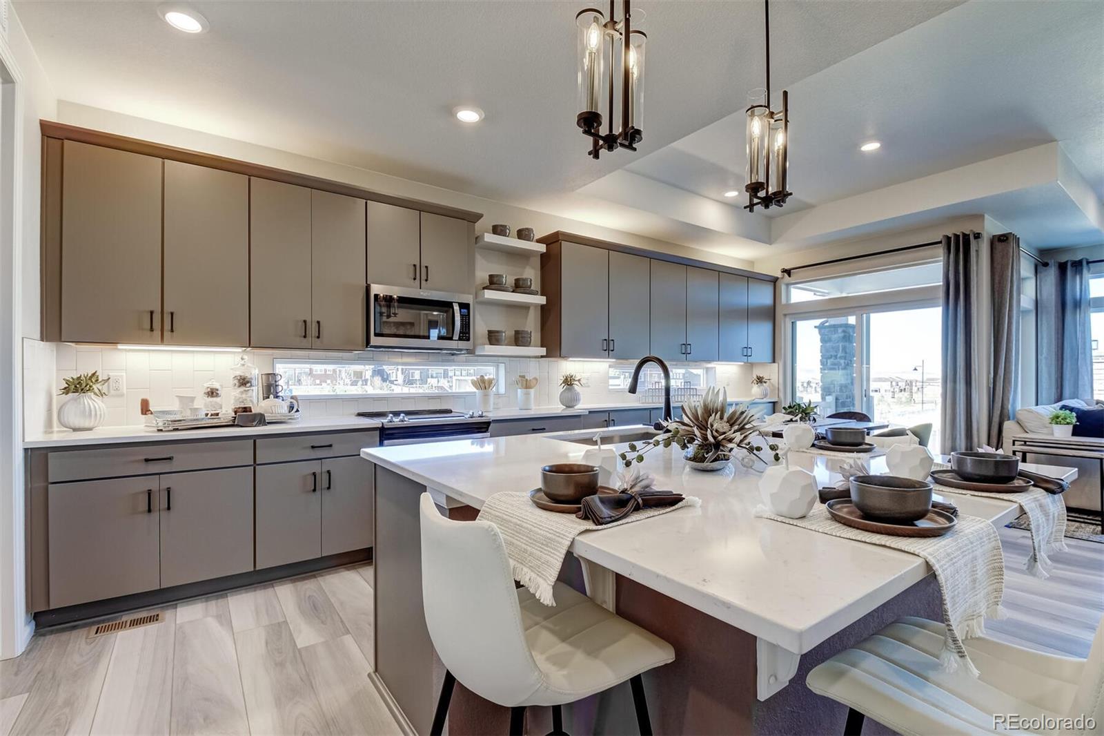 MLS Image #11 for 947  highlands circle,erie, Colorado