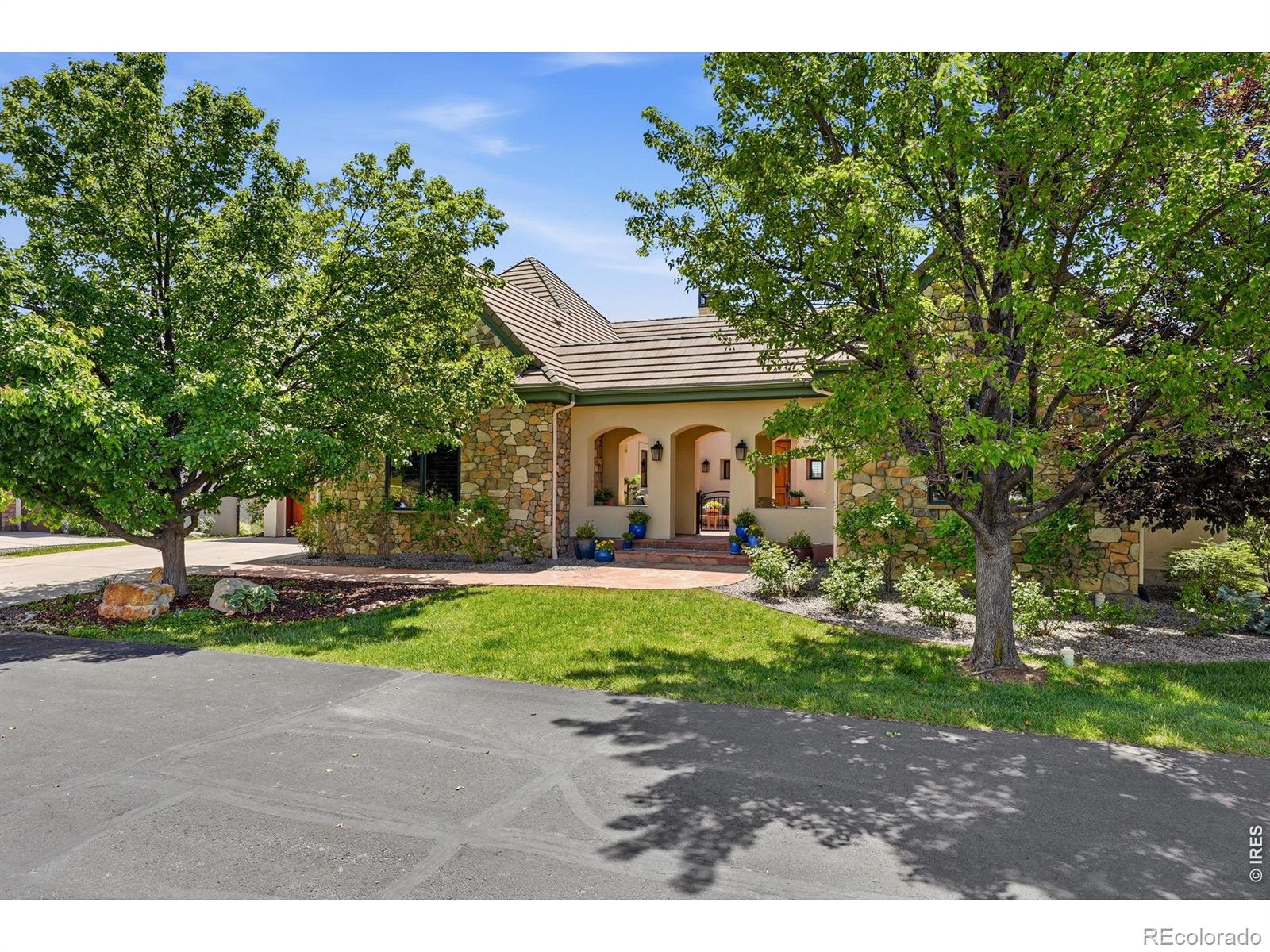 MLS Image #2 for 4118  heatherhill circle,longmont, Colorado