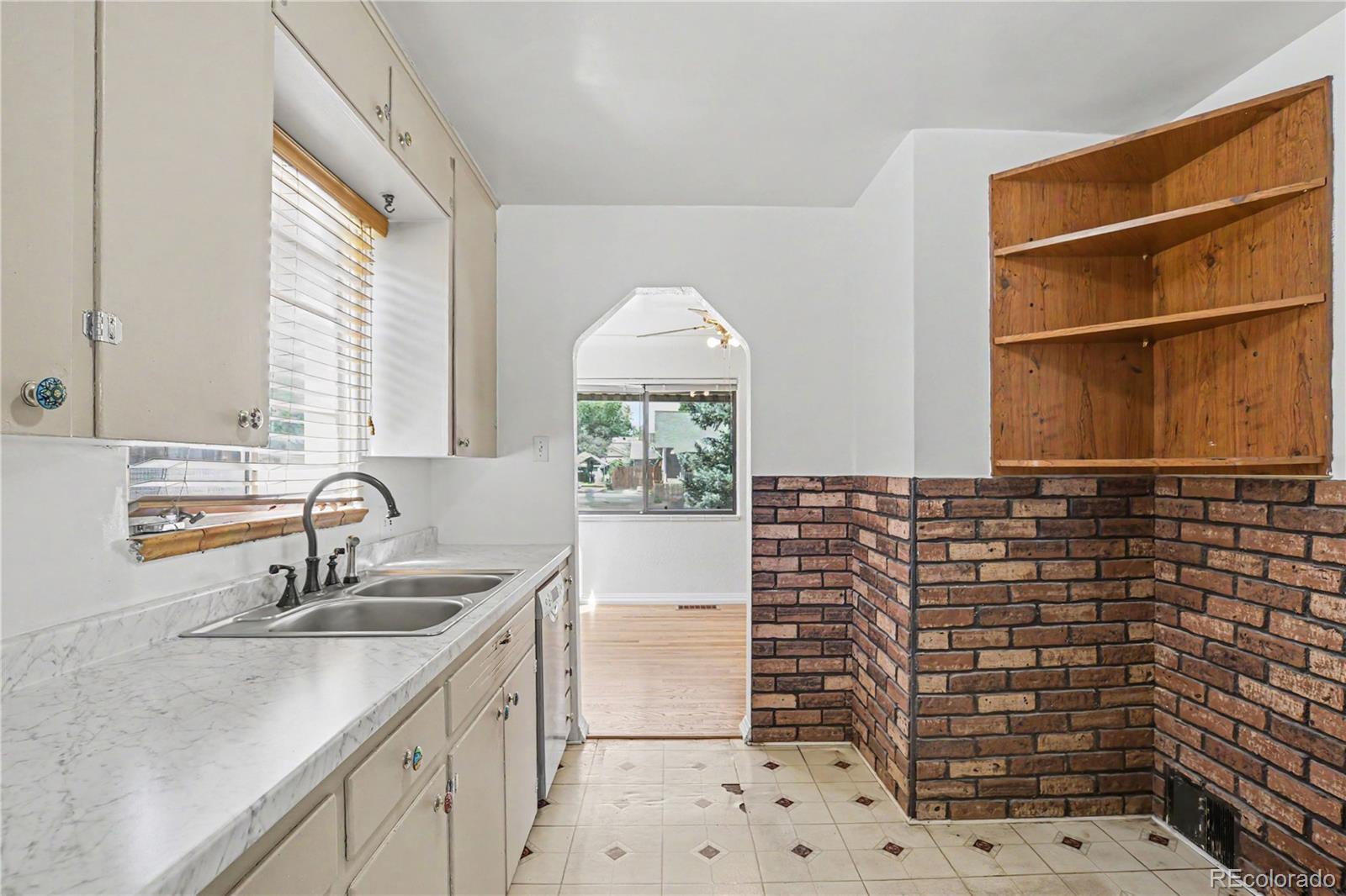 MLS Image #14 for 4160  sheridan boulevard,denver, Colorado