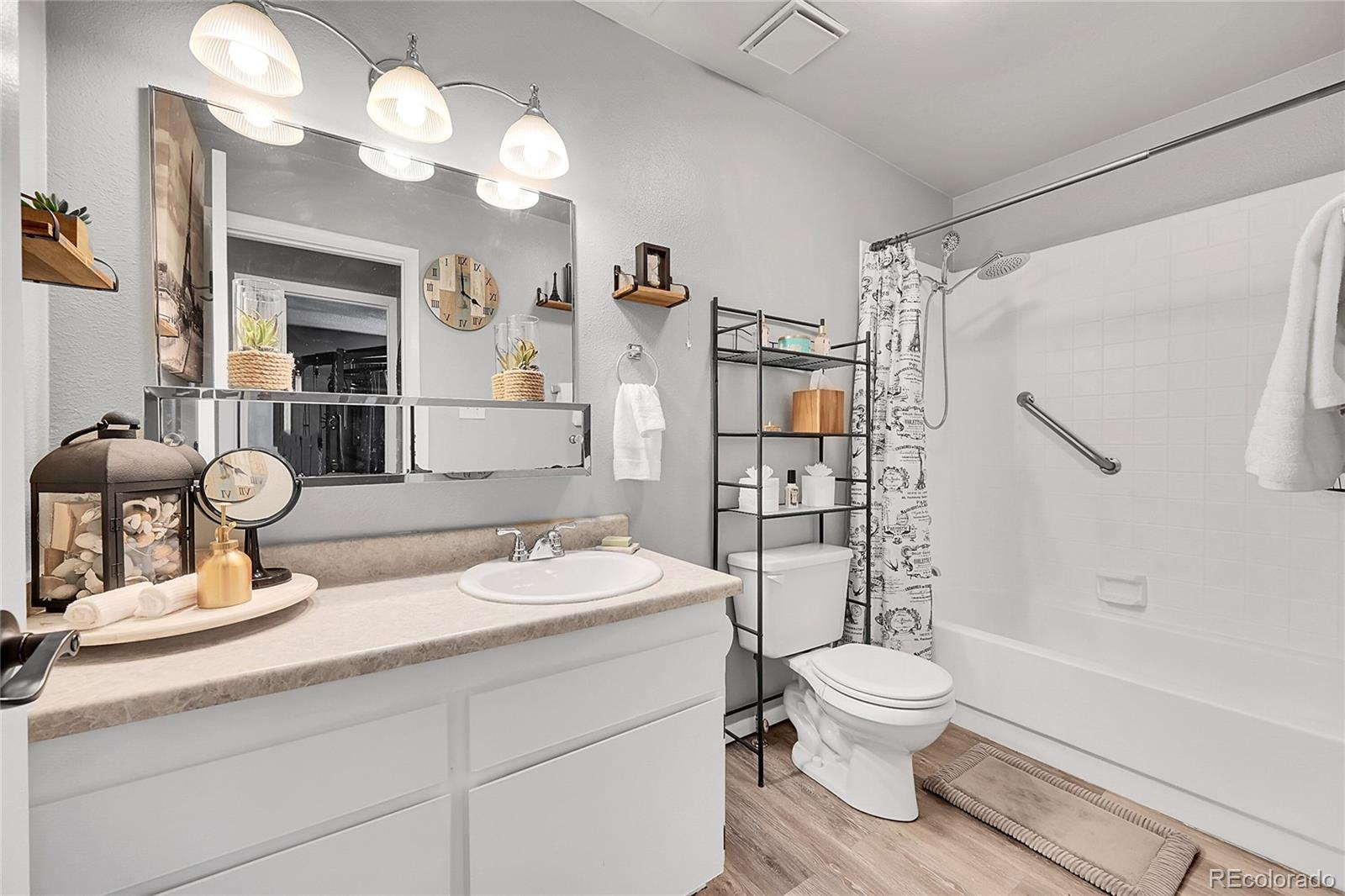 MLS Image #21 for 421 s chelton road,colorado springs, Colorado