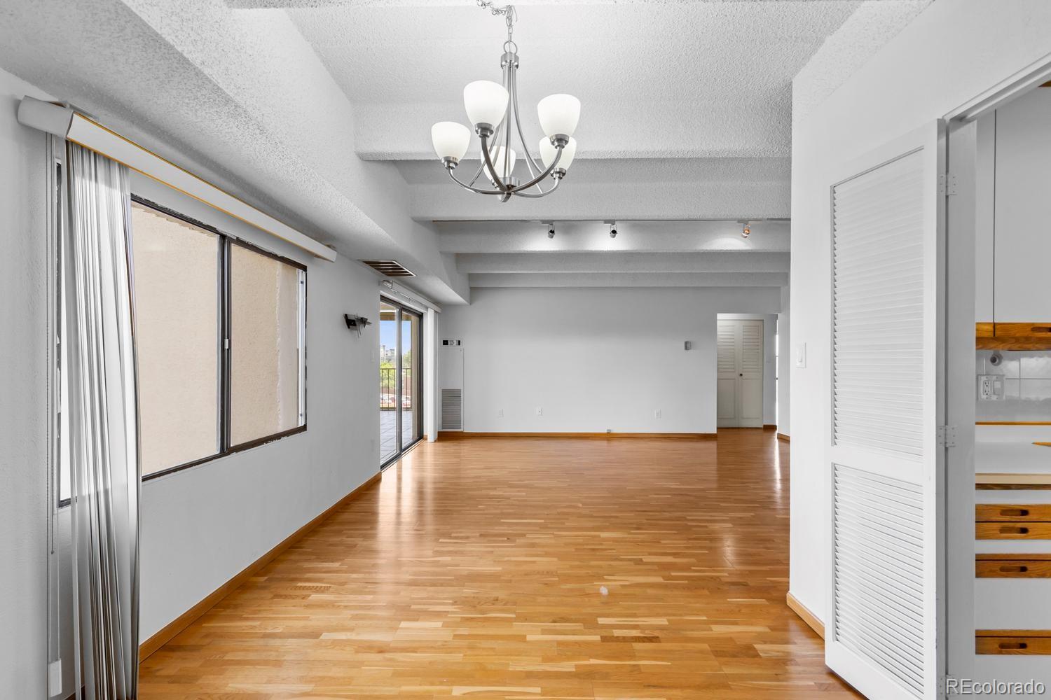 MLS Image #13 for 7877 e mississippi avenue,denver, Colorado