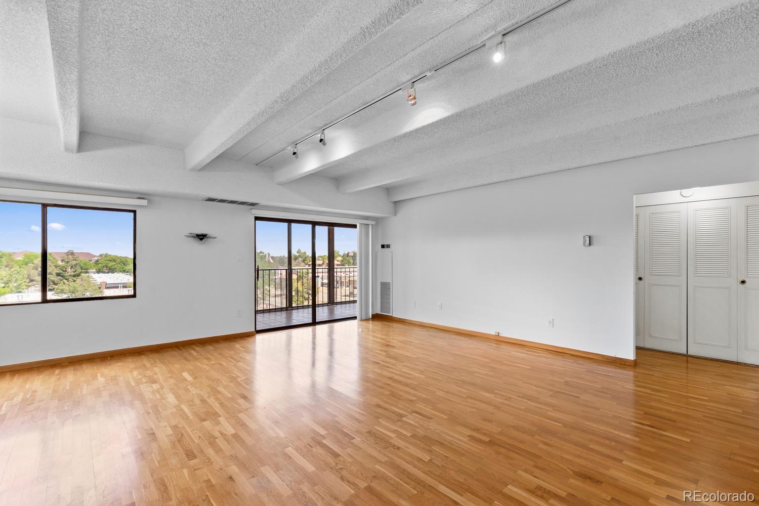 MLS Image #5 for 7877 e mississippi avenue,denver, Colorado