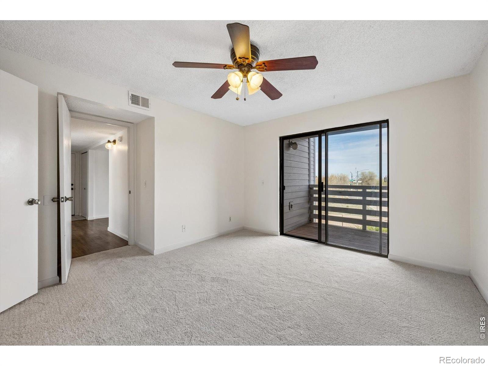 MLS Image #17 for 3121 s tamarac drive 208,denver, Colorado