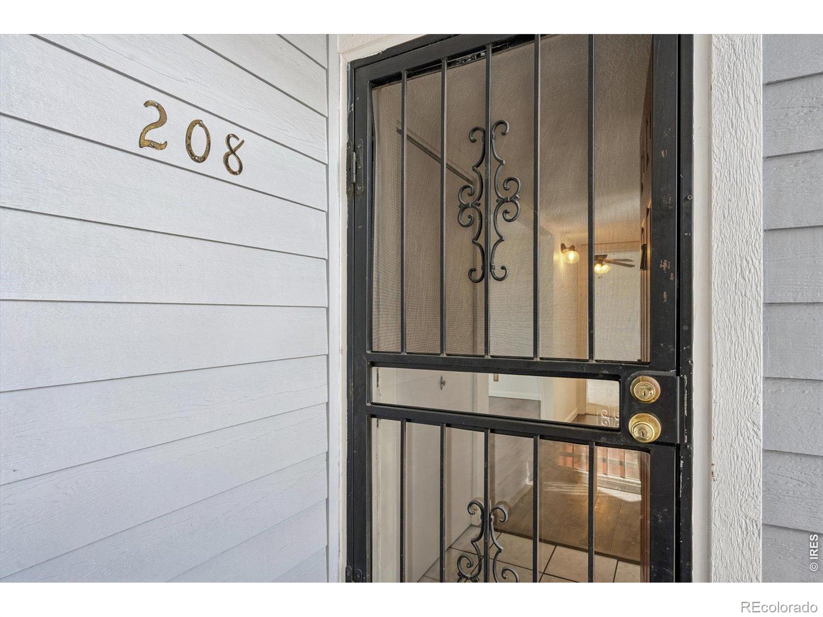 MLS Image #2 for 3121 s tamarac drive 208,denver, Colorado