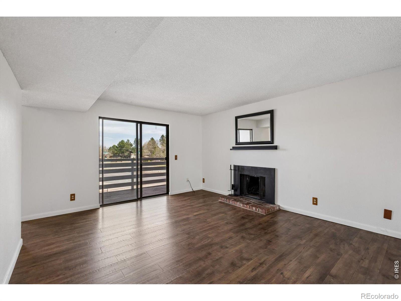 MLS Image #8 for 3121 s tamarac drive 208,denver, Colorado