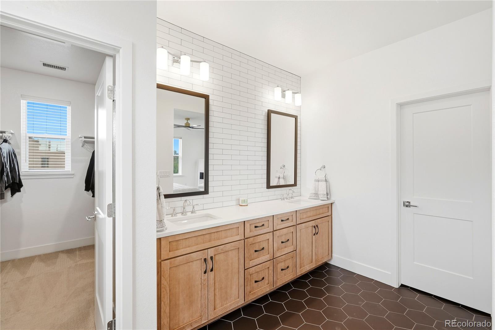 MLS Image #20 for 9148  star fall circle,littleton, Colorado