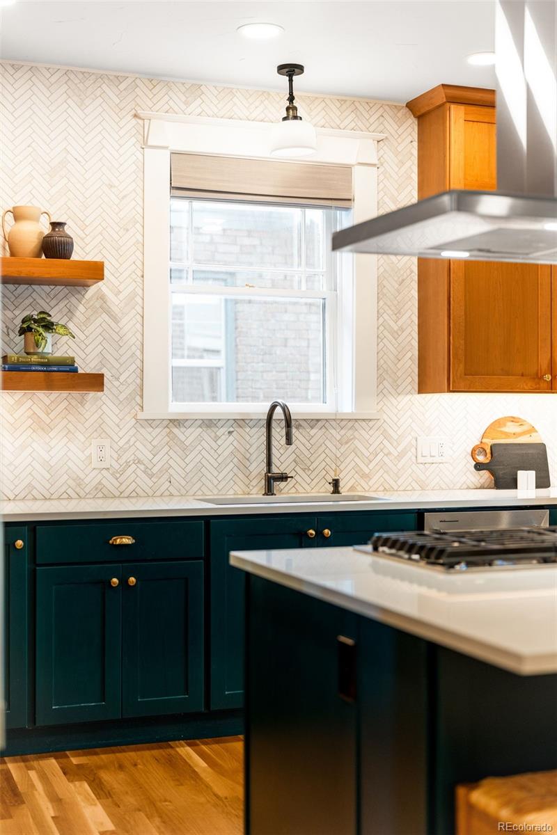 MLS Image #10 for 622  cook street,denver, Colorado