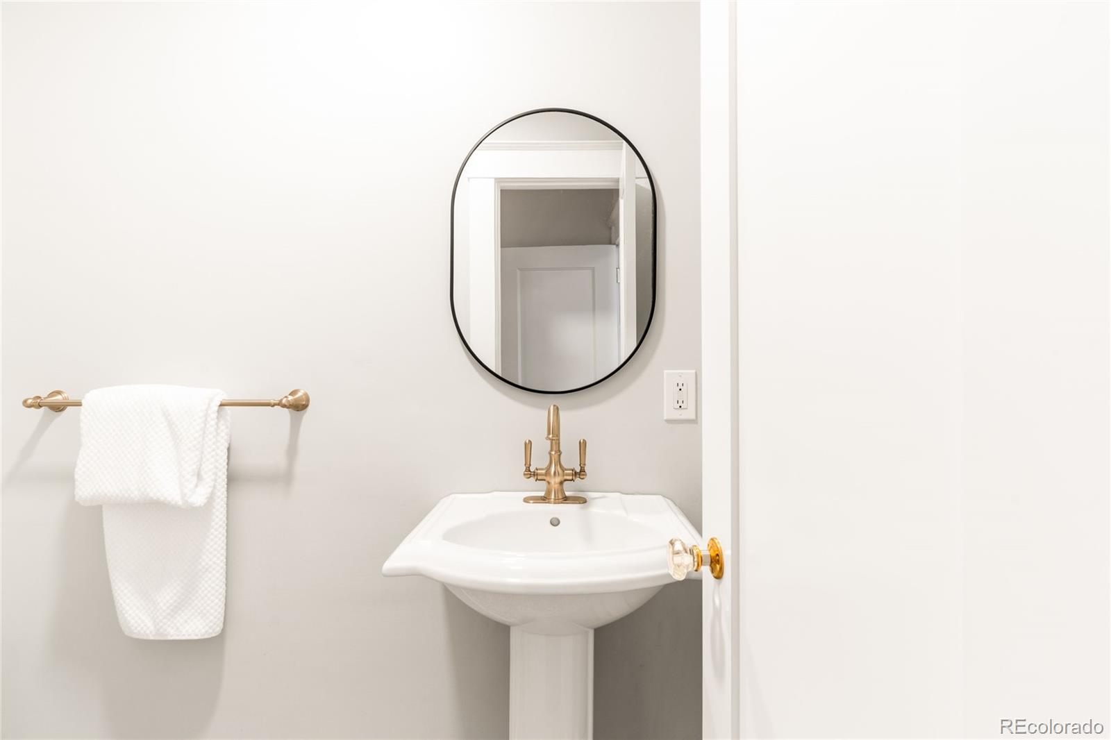 MLS Image #23 for 622  cook street,denver, Colorado