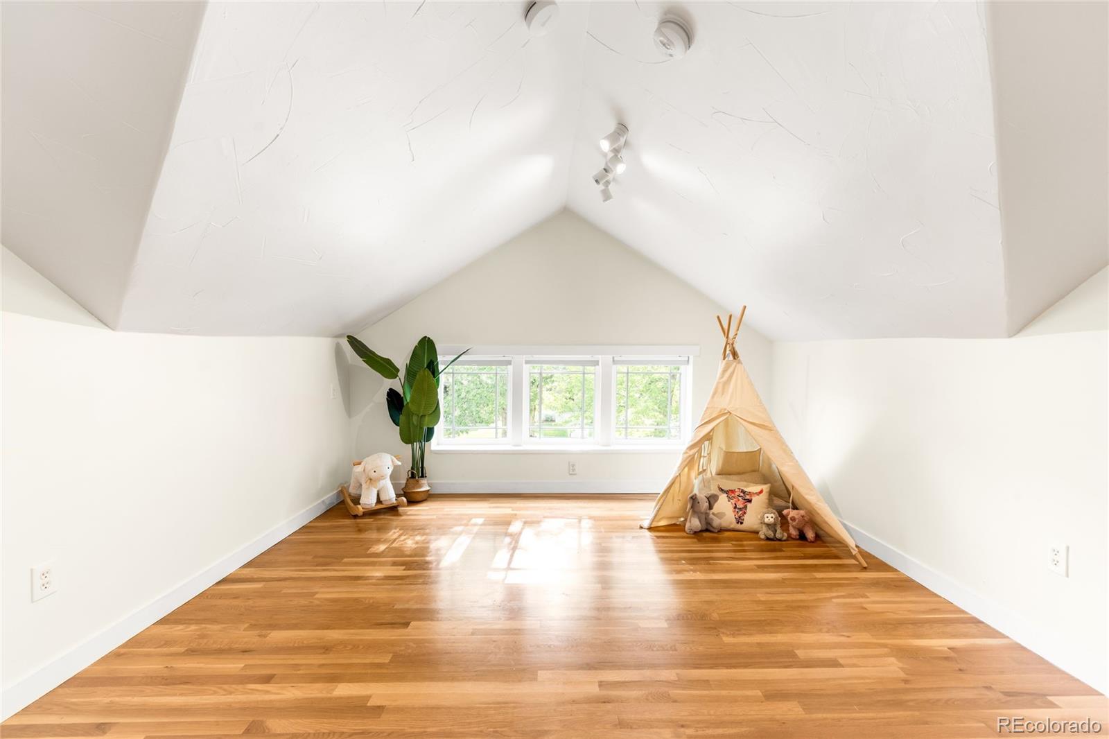MLS Image #24 for 622  cook street,denver, Colorado