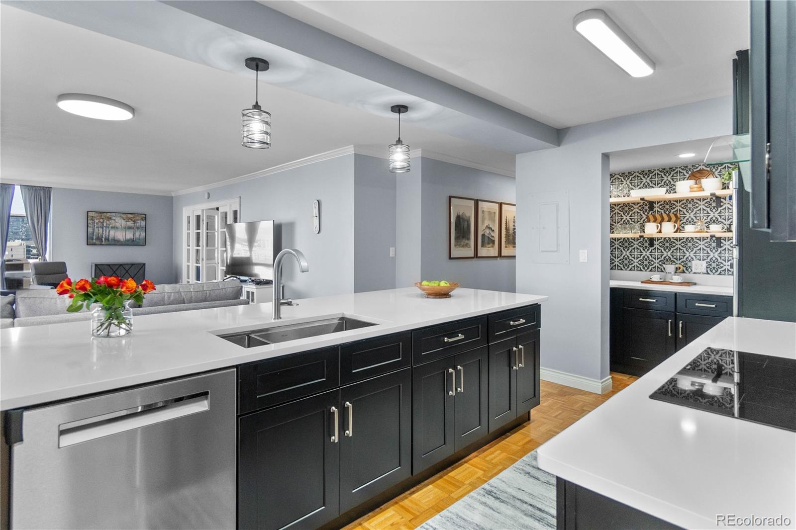 MLS Image #11 for 1625  larimer street,denver, Colorado