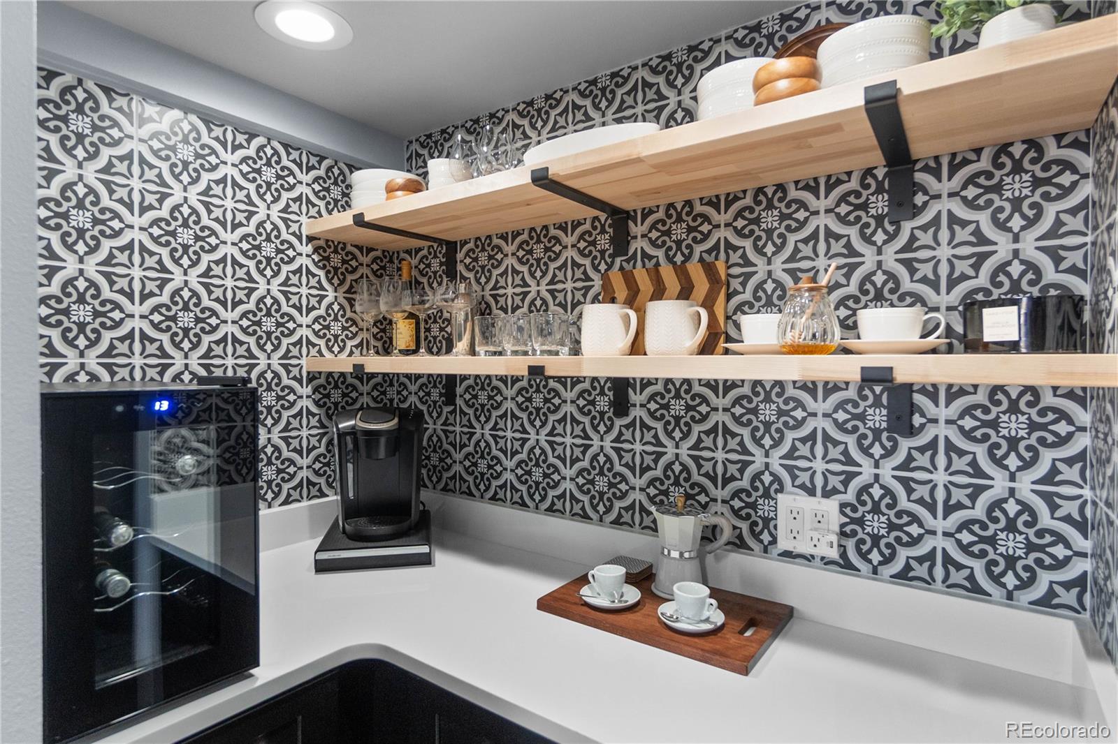 MLS Image #12 for 1625  larimer street,denver, Colorado