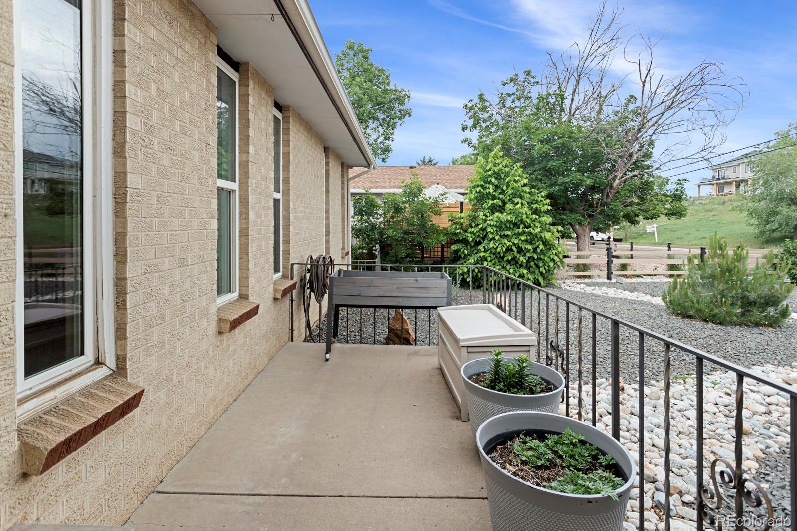 MLS Image #2 for 9537  grandview avenue,arvada, Colorado