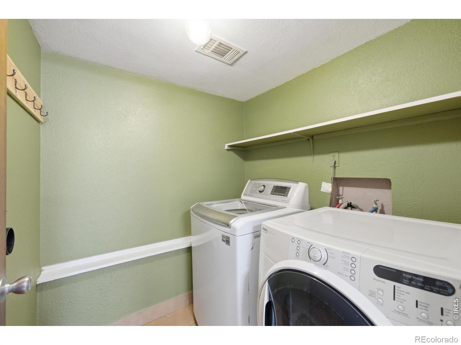 MLS Image #14 for 727  41st avenue court,greeley, Colorado