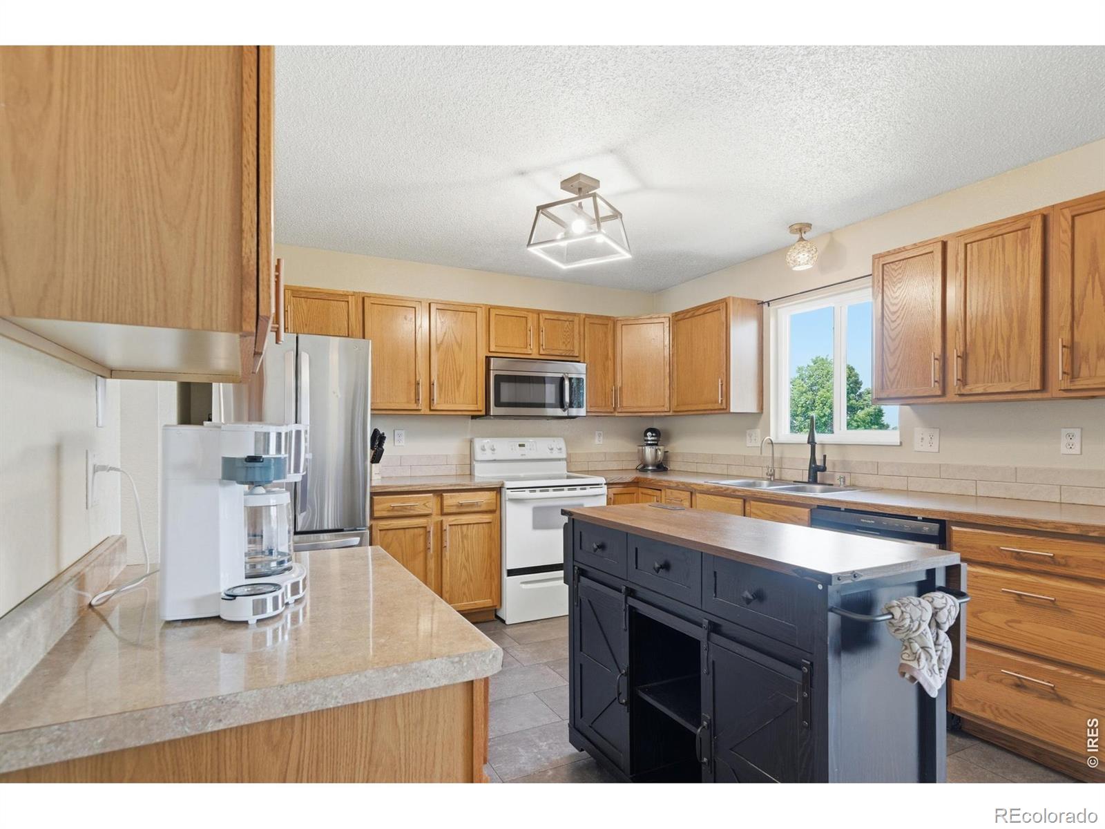 MLS Image #8 for 727  41st avenue court,greeley, Colorado