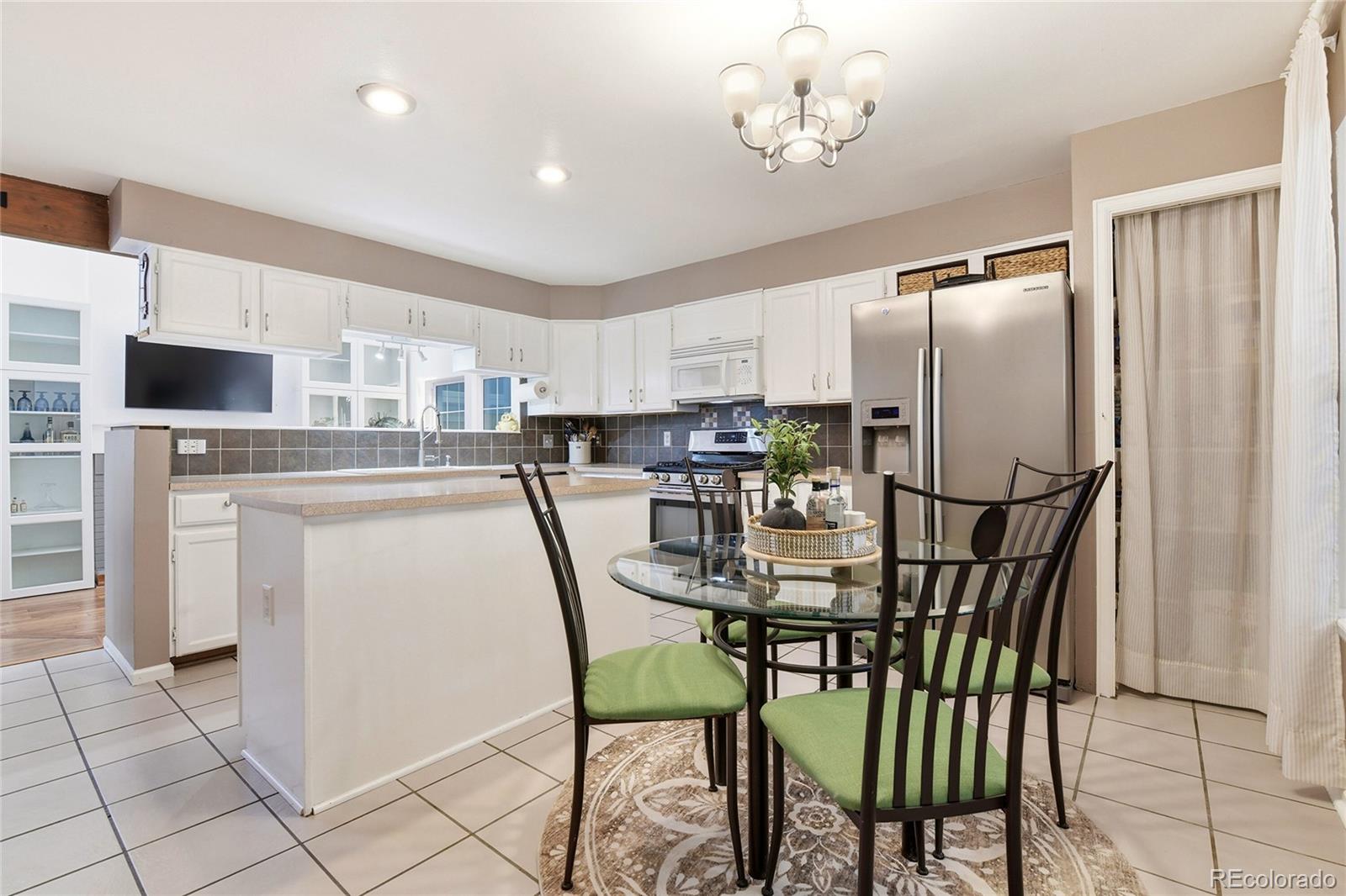 MLS Image #12 for 7903 s garrison way,littleton, Colorado