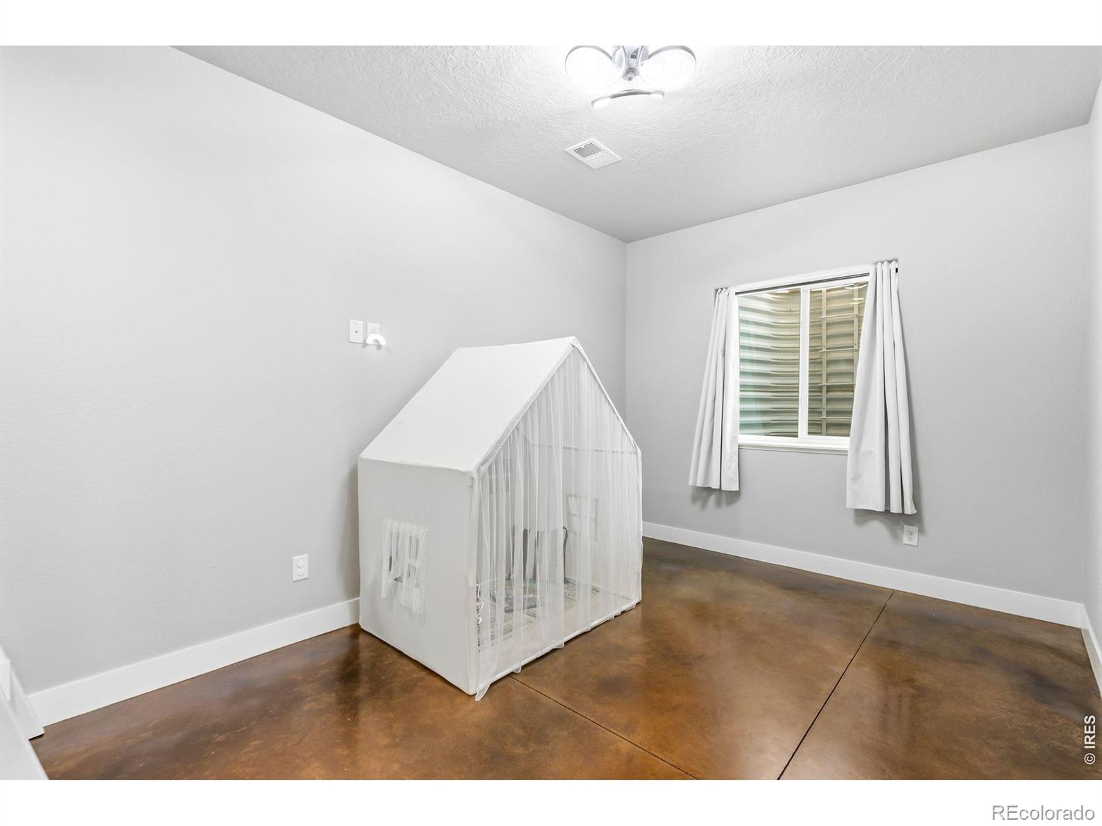 MLS Image #26 for 16469  essex road,platteville, Colorado