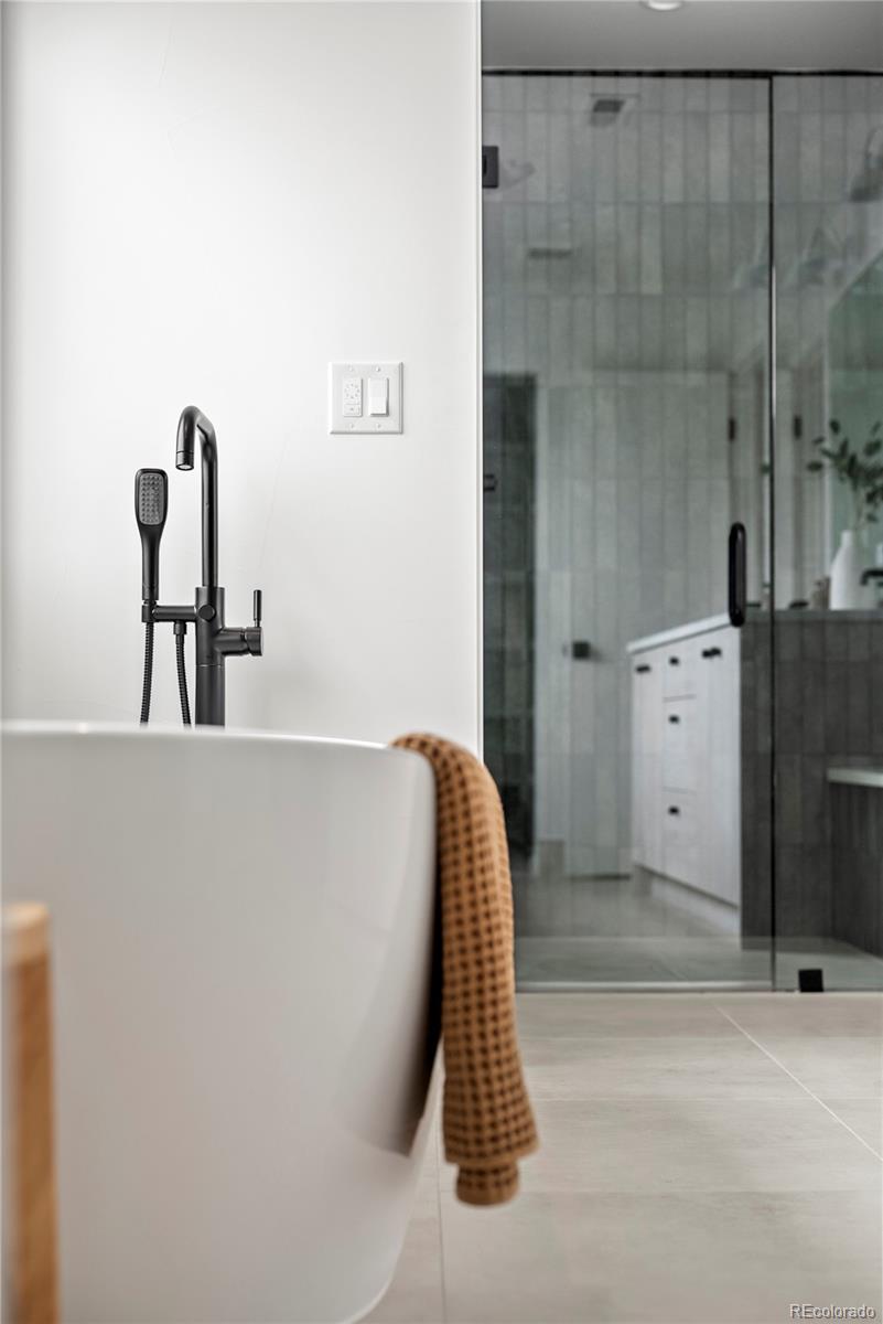 MLS Image #24 for 2357 s bannock street,denver, Colorado