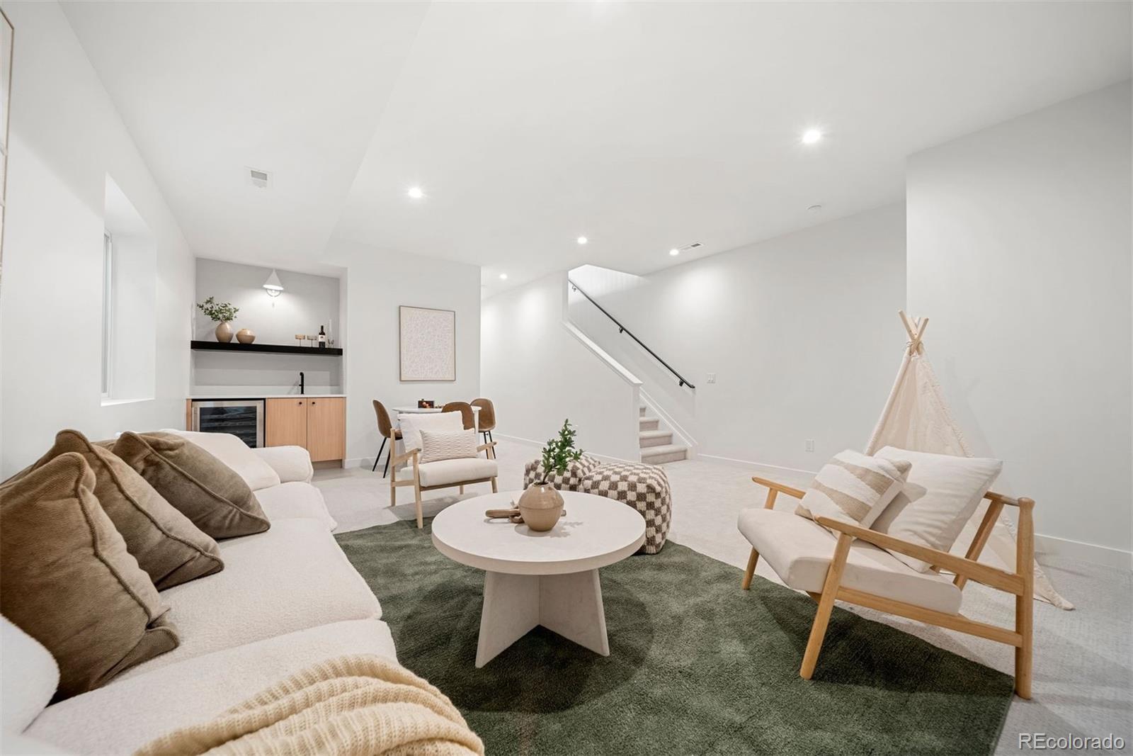 MLS Image #42 for 2357 s bannock street,denver, Colorado