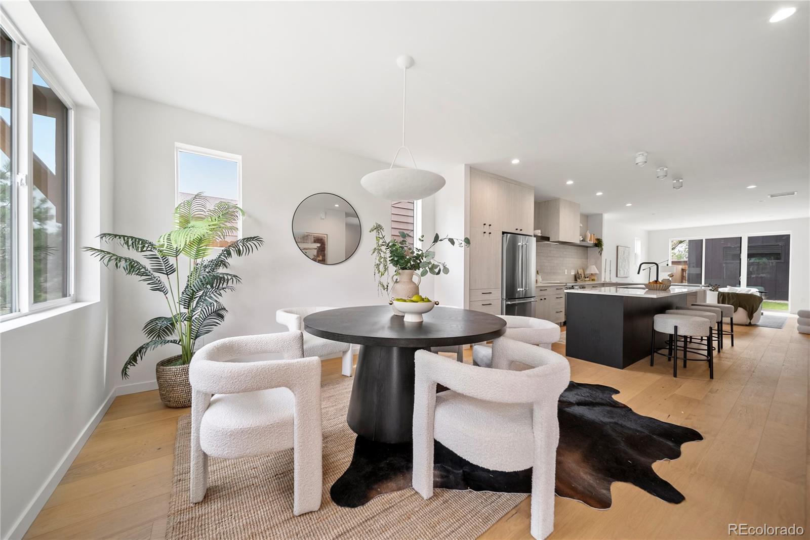 MLS Image #6 for 2357 s bannock street,denver, Colorado