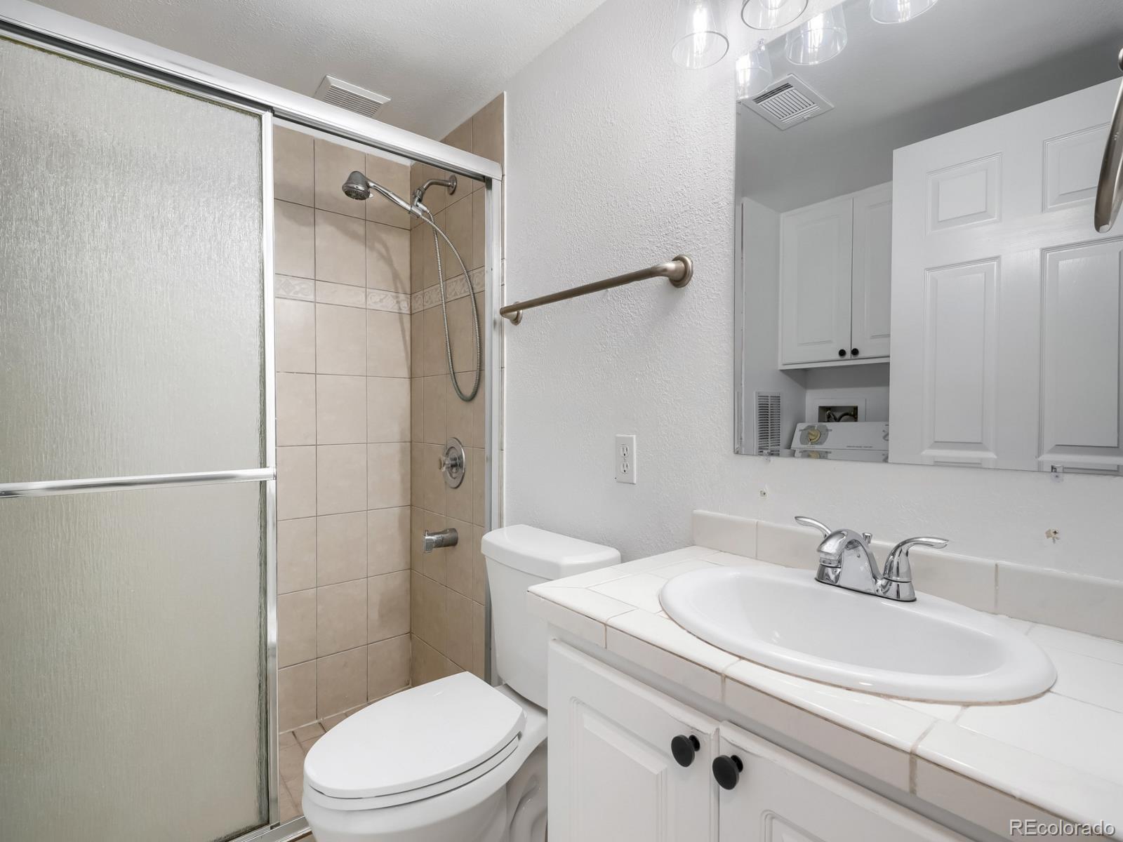 MLS Image #12 for 19714 e oxford drive,aurora, Colorado