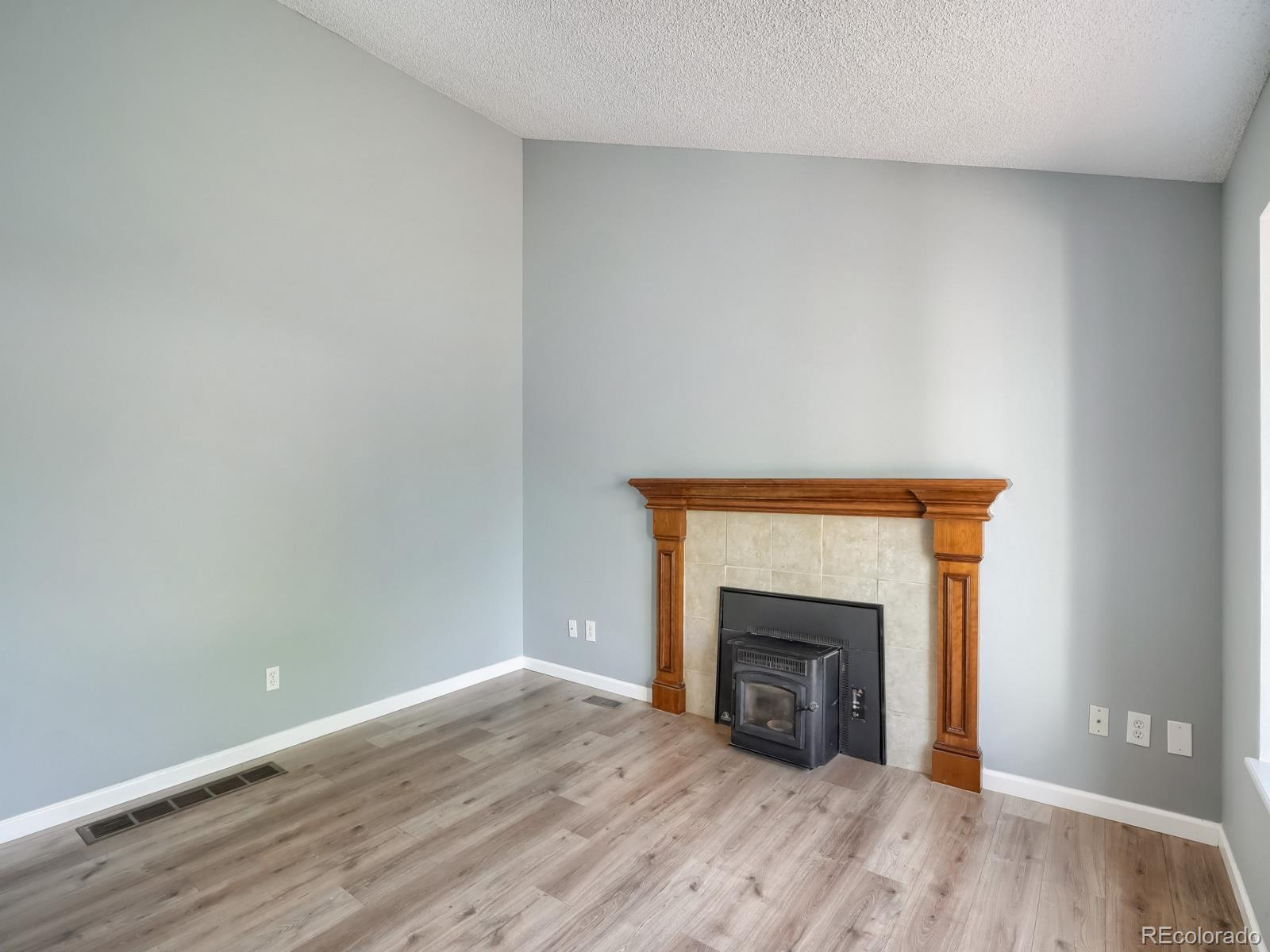 MLS Image #16 for 19714 e oxford drive,aurora, Colorado