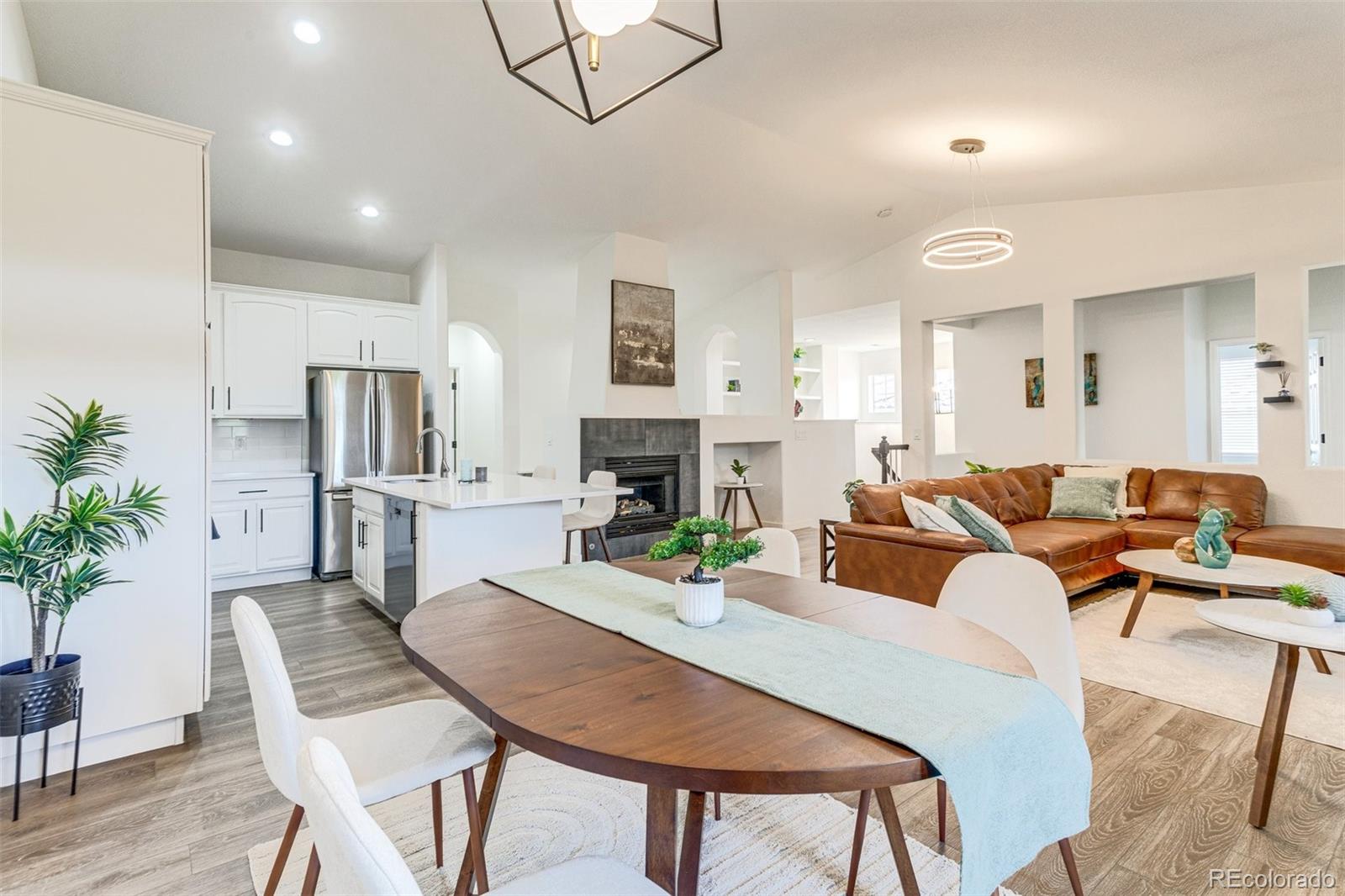 MLS Image #10 for 23043 e ontario drive,aurora, Colorado