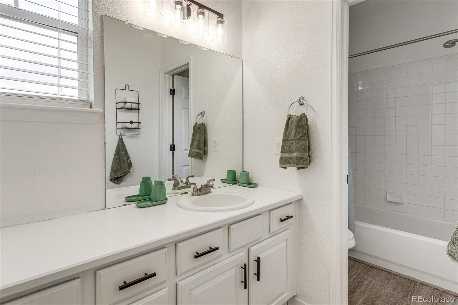 MLS Image #23 for 23043 e ontario drive,aurora, Colorado