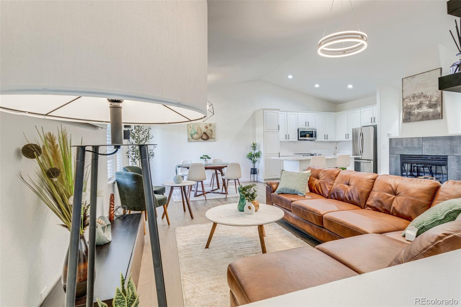 MLS Image #5 for 23043 e ontario drive,aurora, Colorado