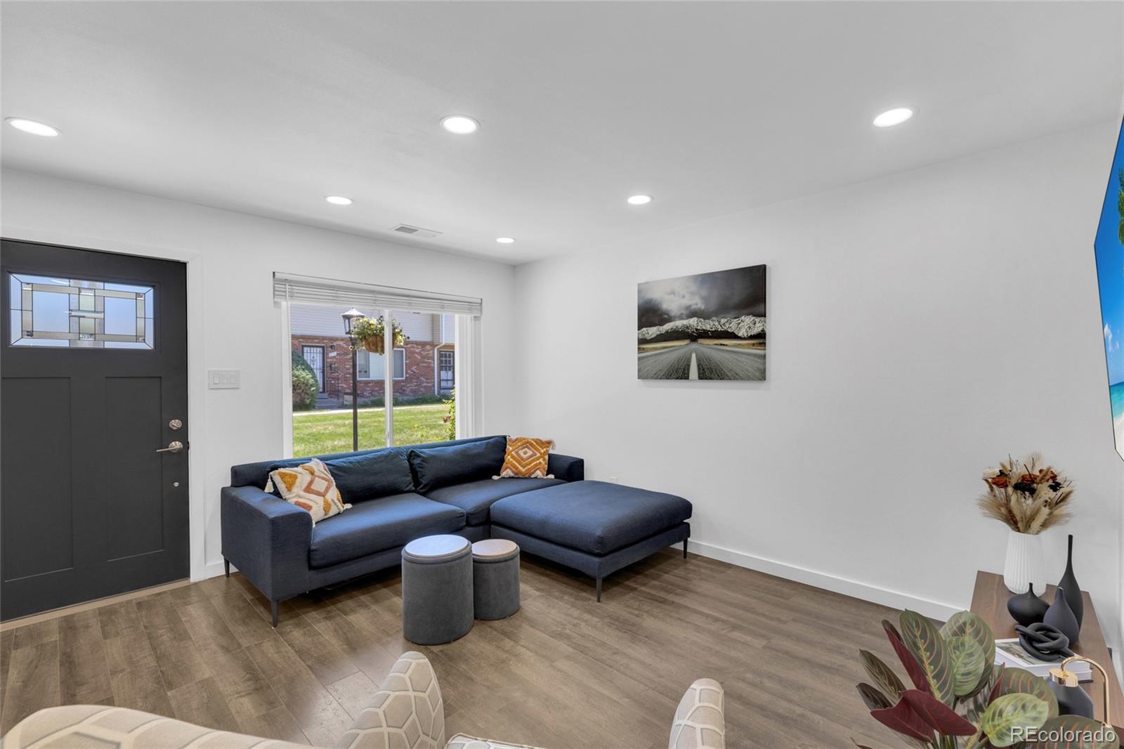 MLS Image #16 for 9240 e lehigh avenue ,denver, Colorado