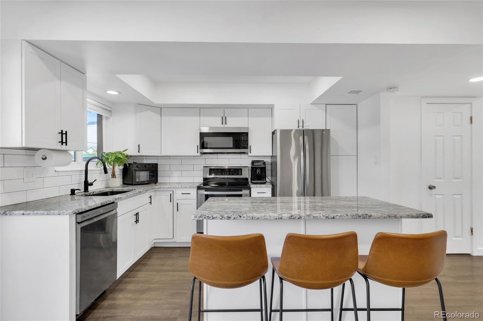 MLS Image #4 for 9240 e lehigh avenue ,denver, Colorado