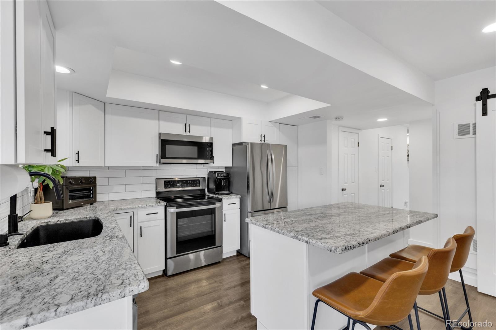 MLS Image #9 for 9240 e lehigh avenue ,denver, Colorado