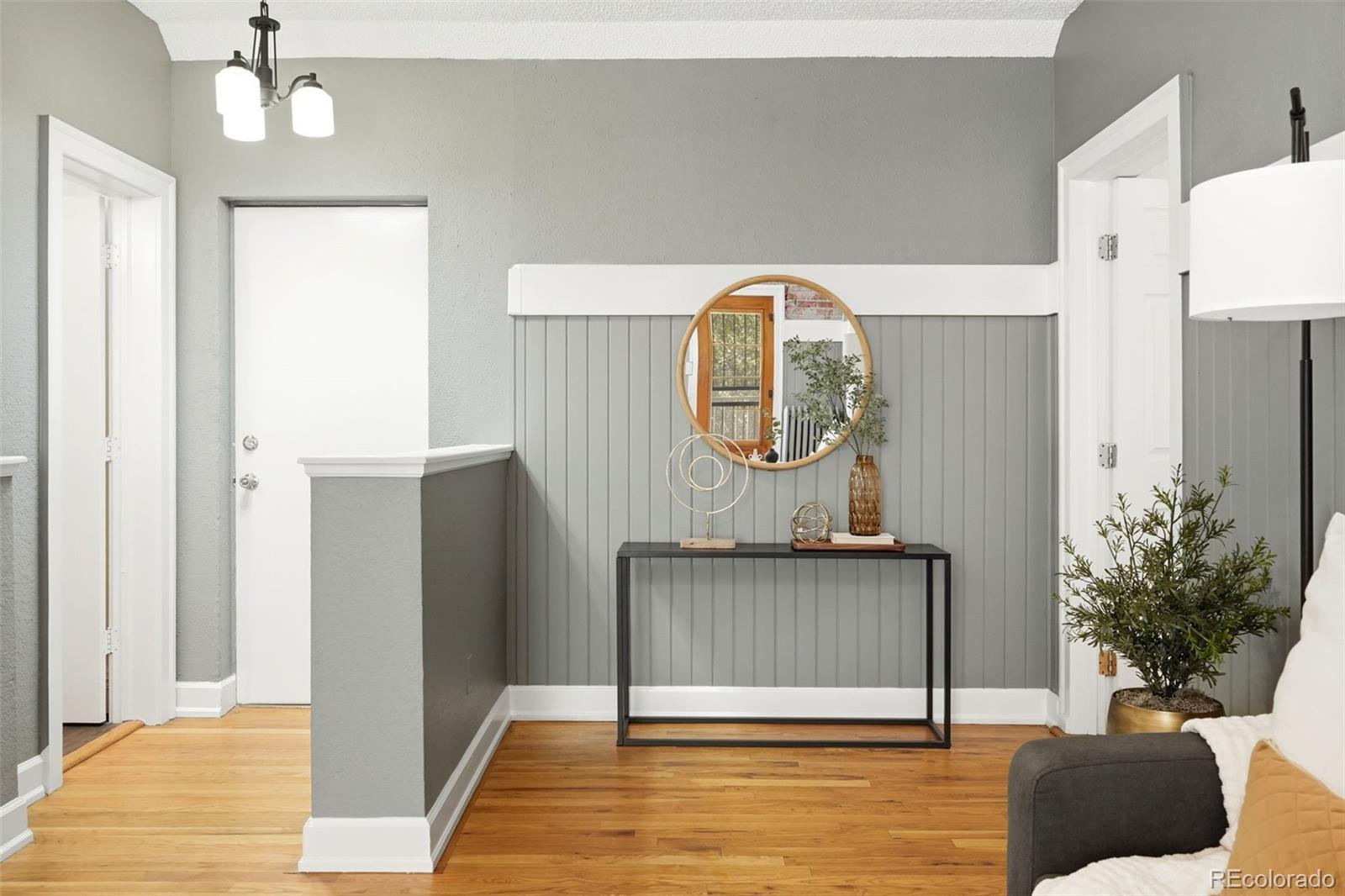 MLS Image #13 for 1376 n pearl street,denver, Colorado
