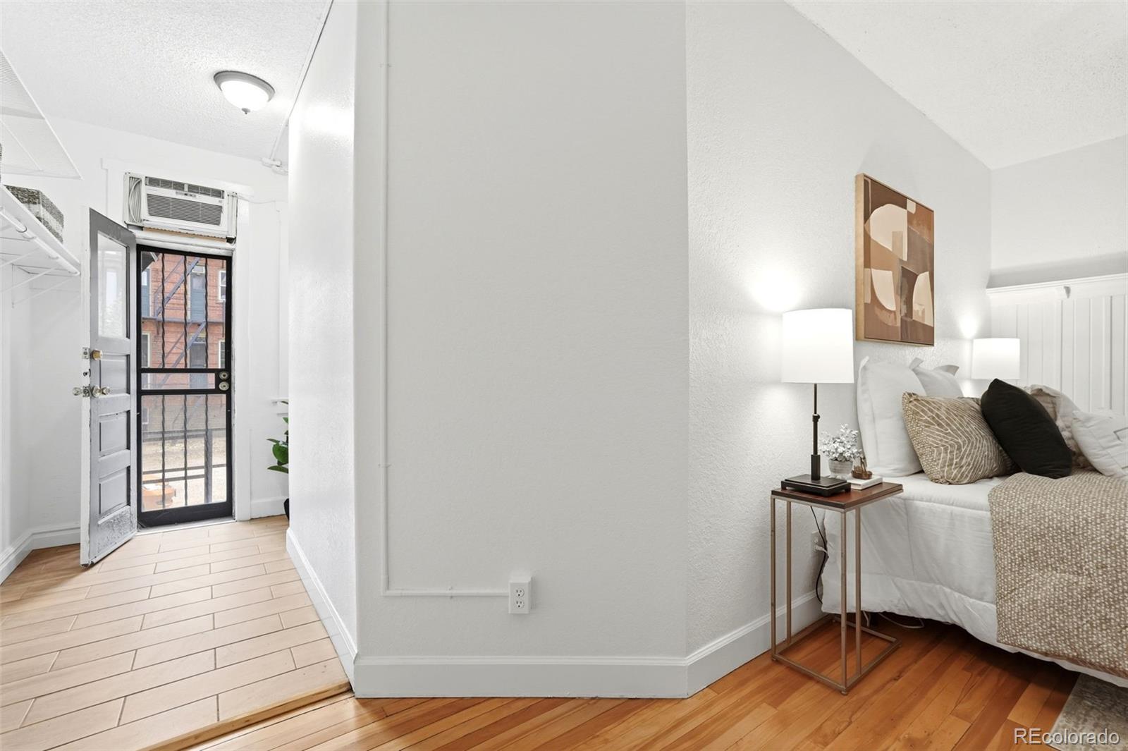 MLS Image #19 for 1376 n pearl street,denver, Colorado